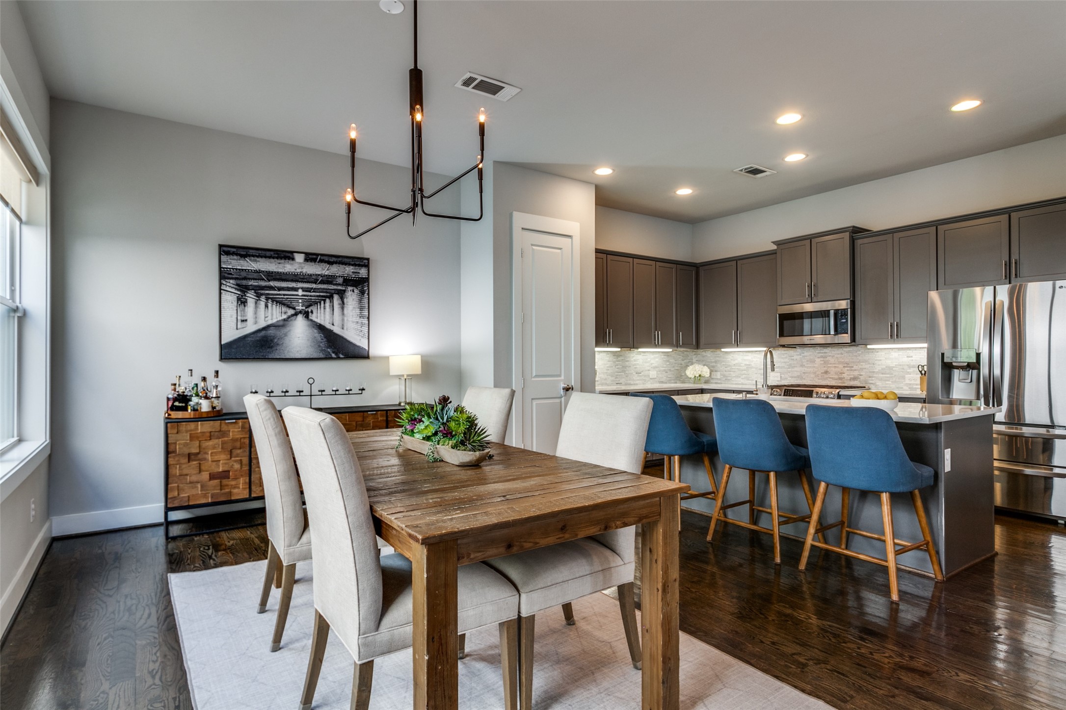 6025 Chimera Court