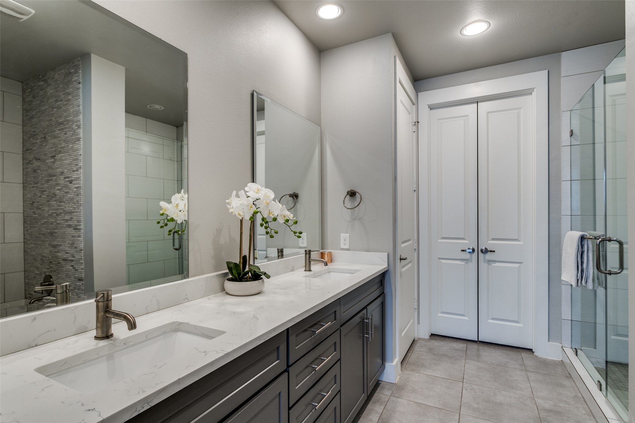 6025 Chimera Court