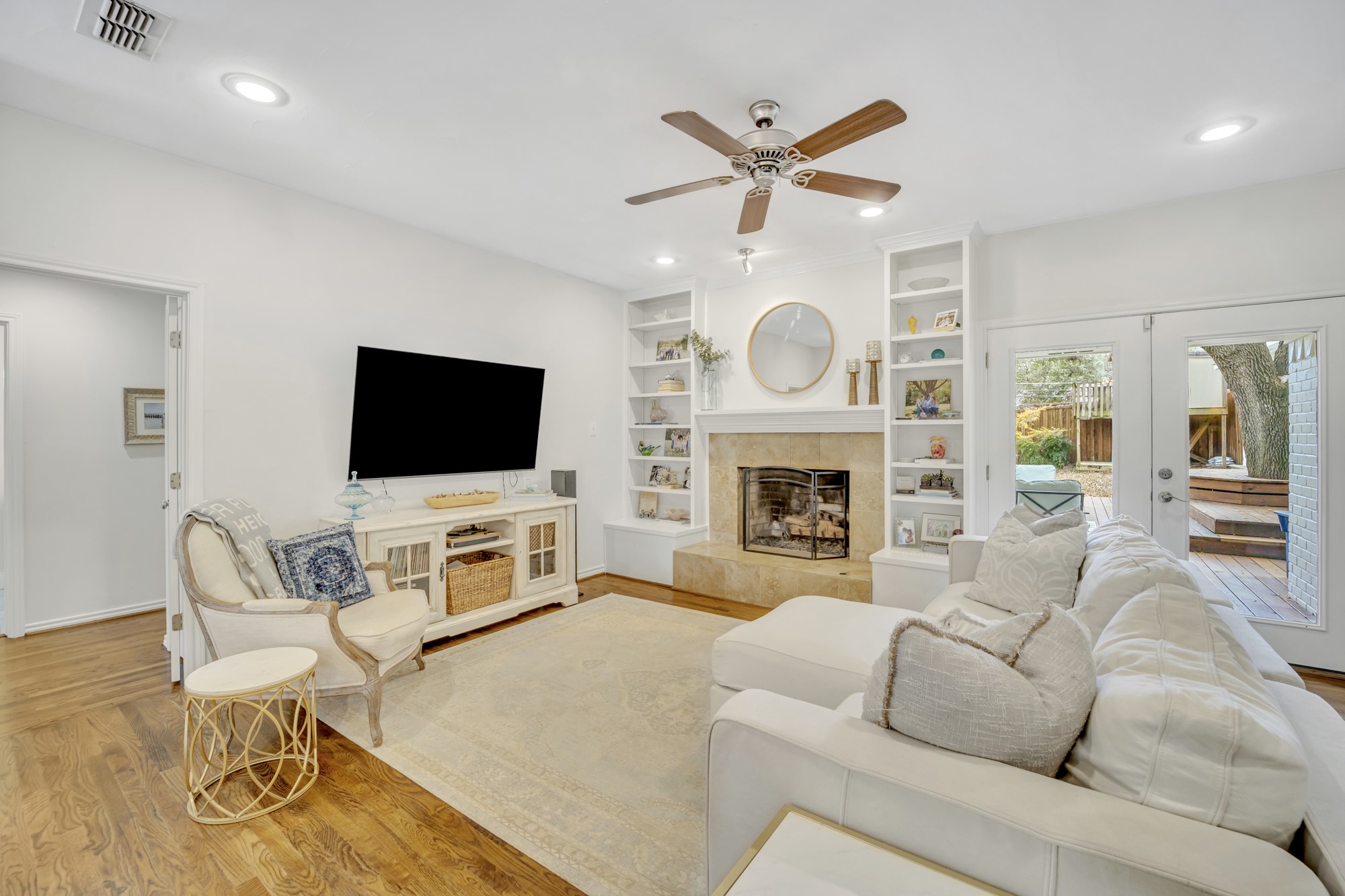 7152 Wildbriar Drive