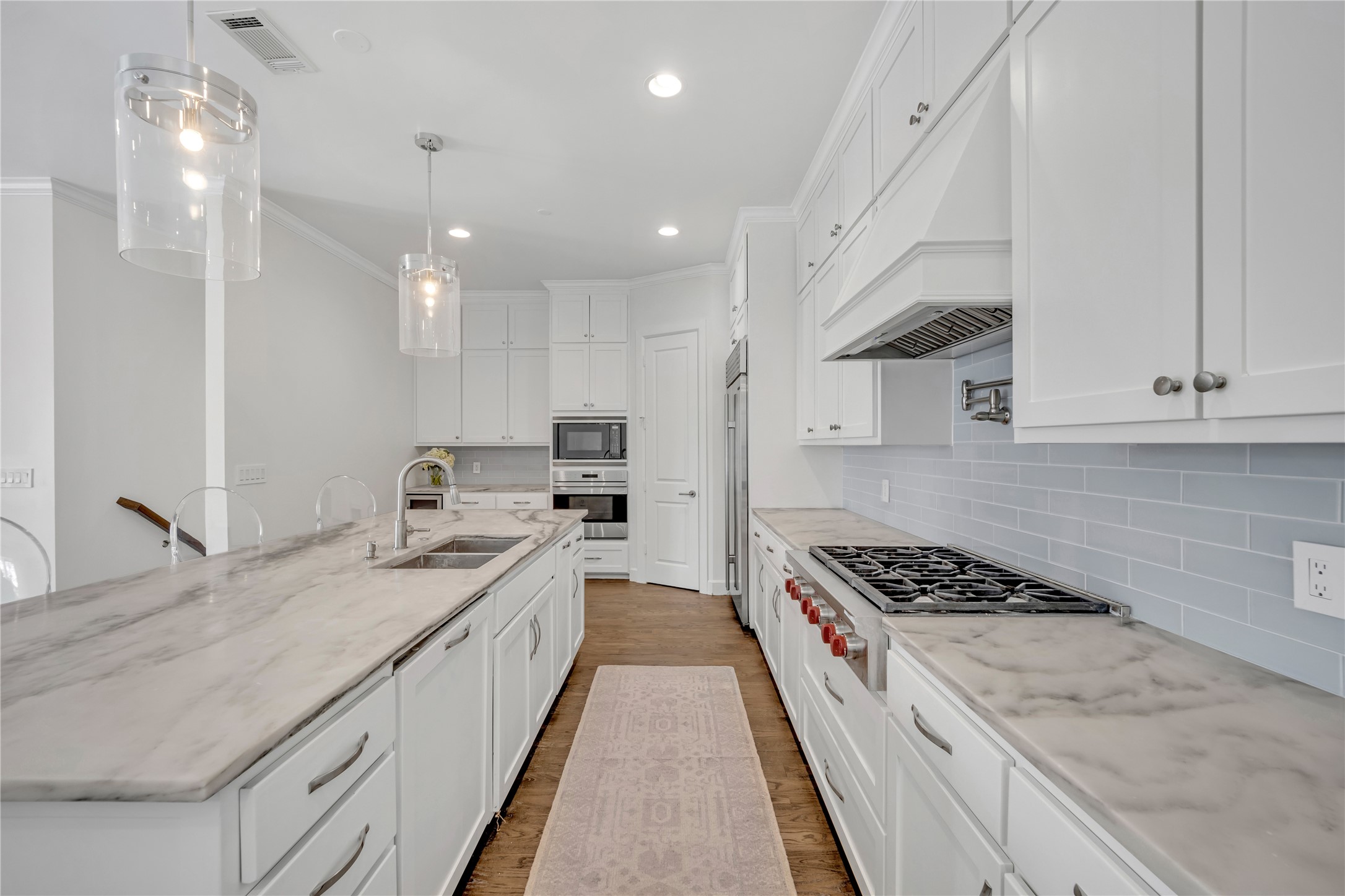 3515 Normandy Avenue 4