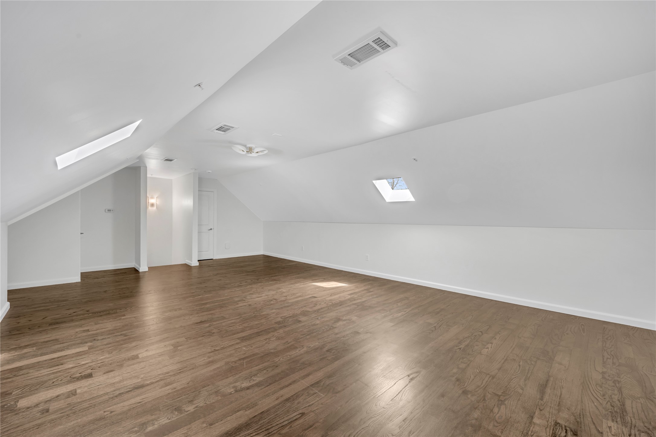 3515 Normandy Avenue 4