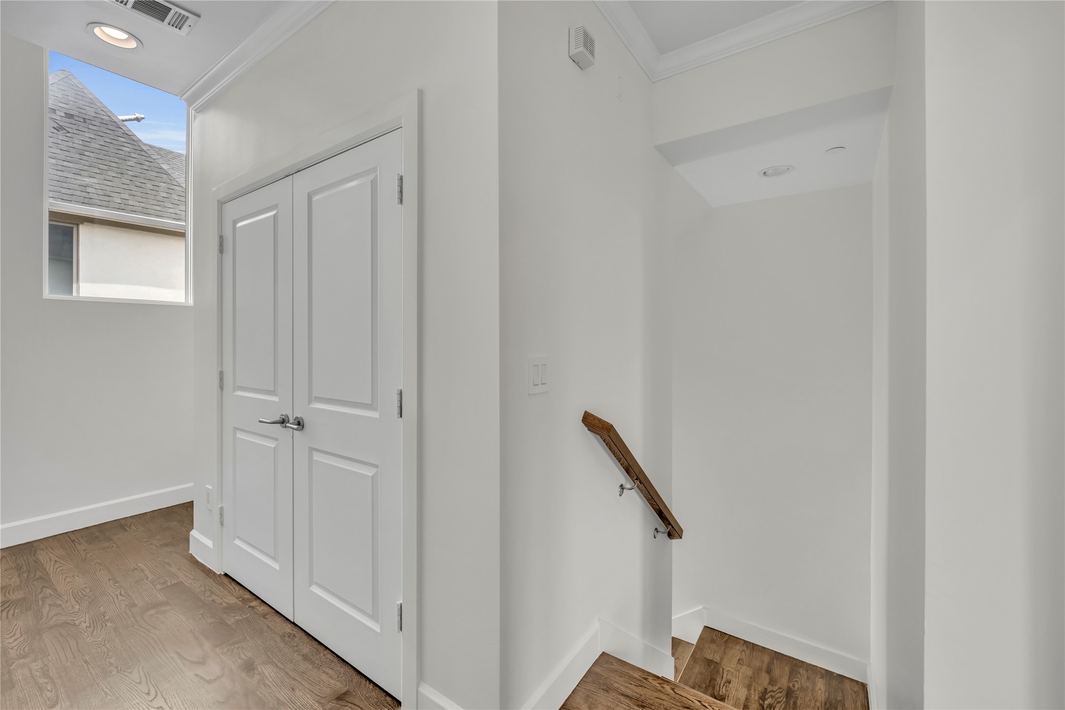 3515 Normandy Avenue 4