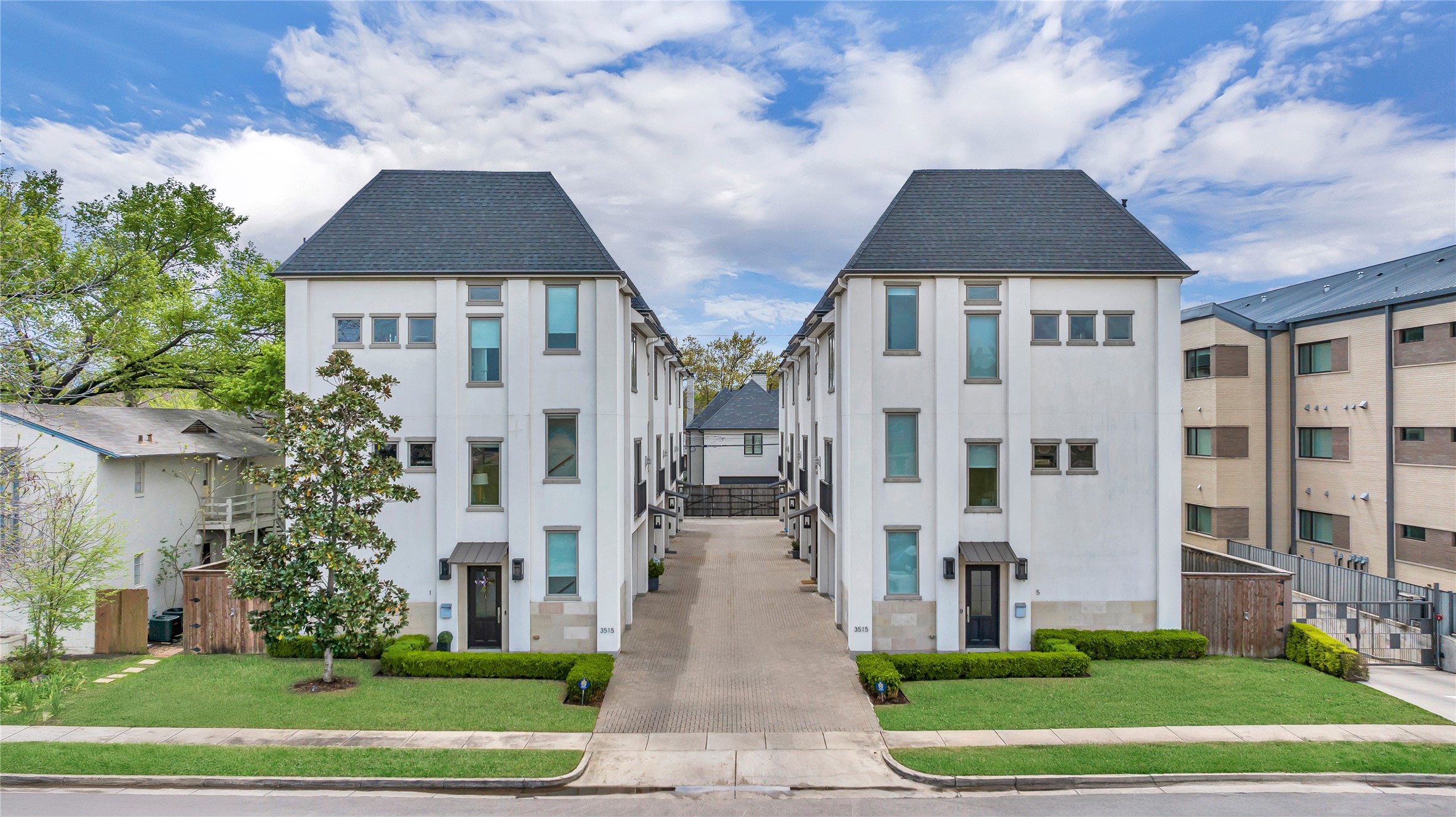 3515 Normandy Avenue 4