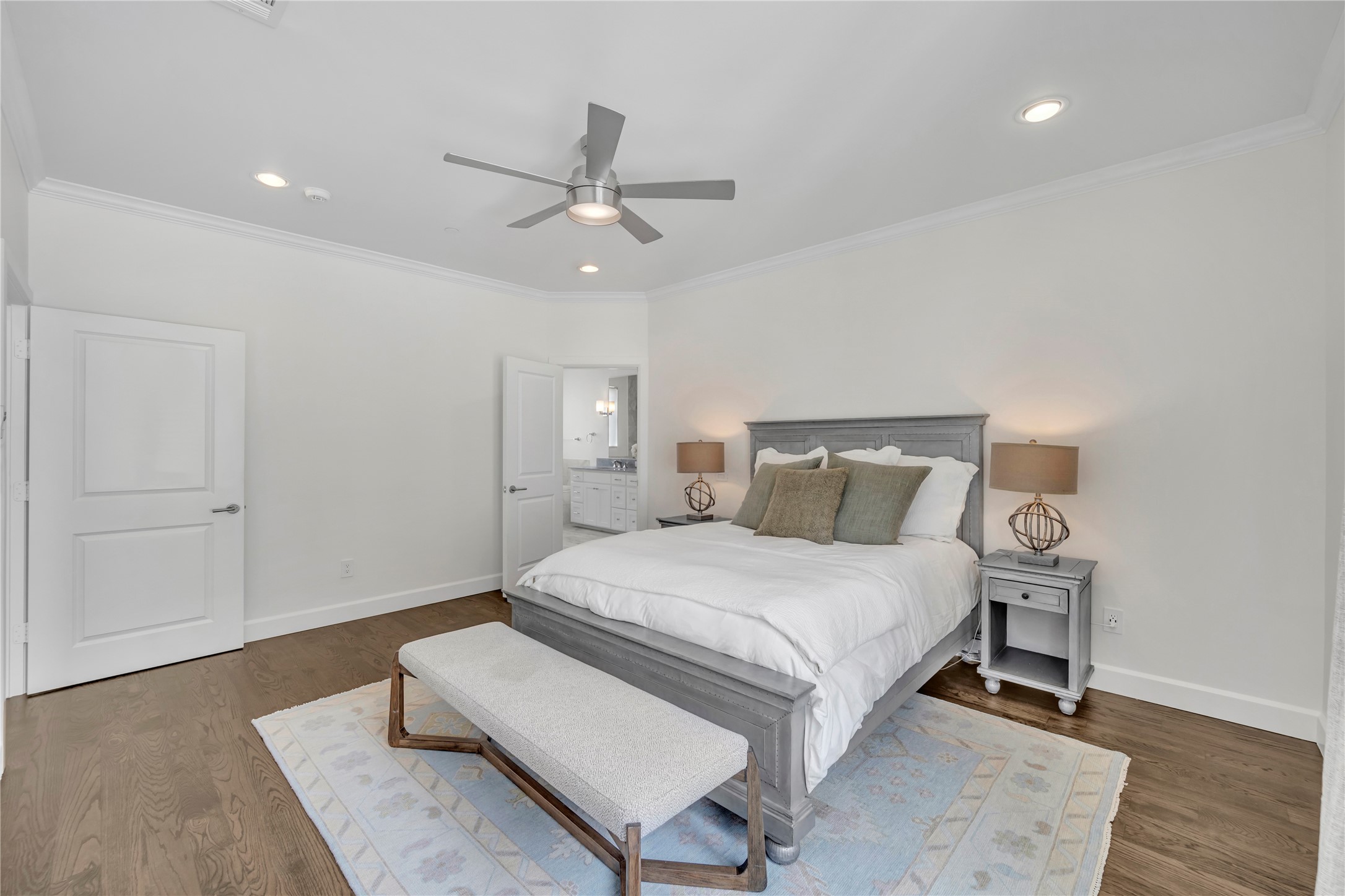 3515 Normandy Avenue 4