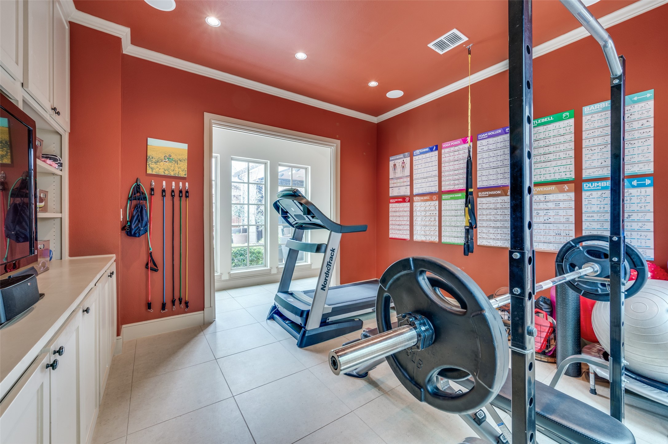 4927 Stanford Avenue