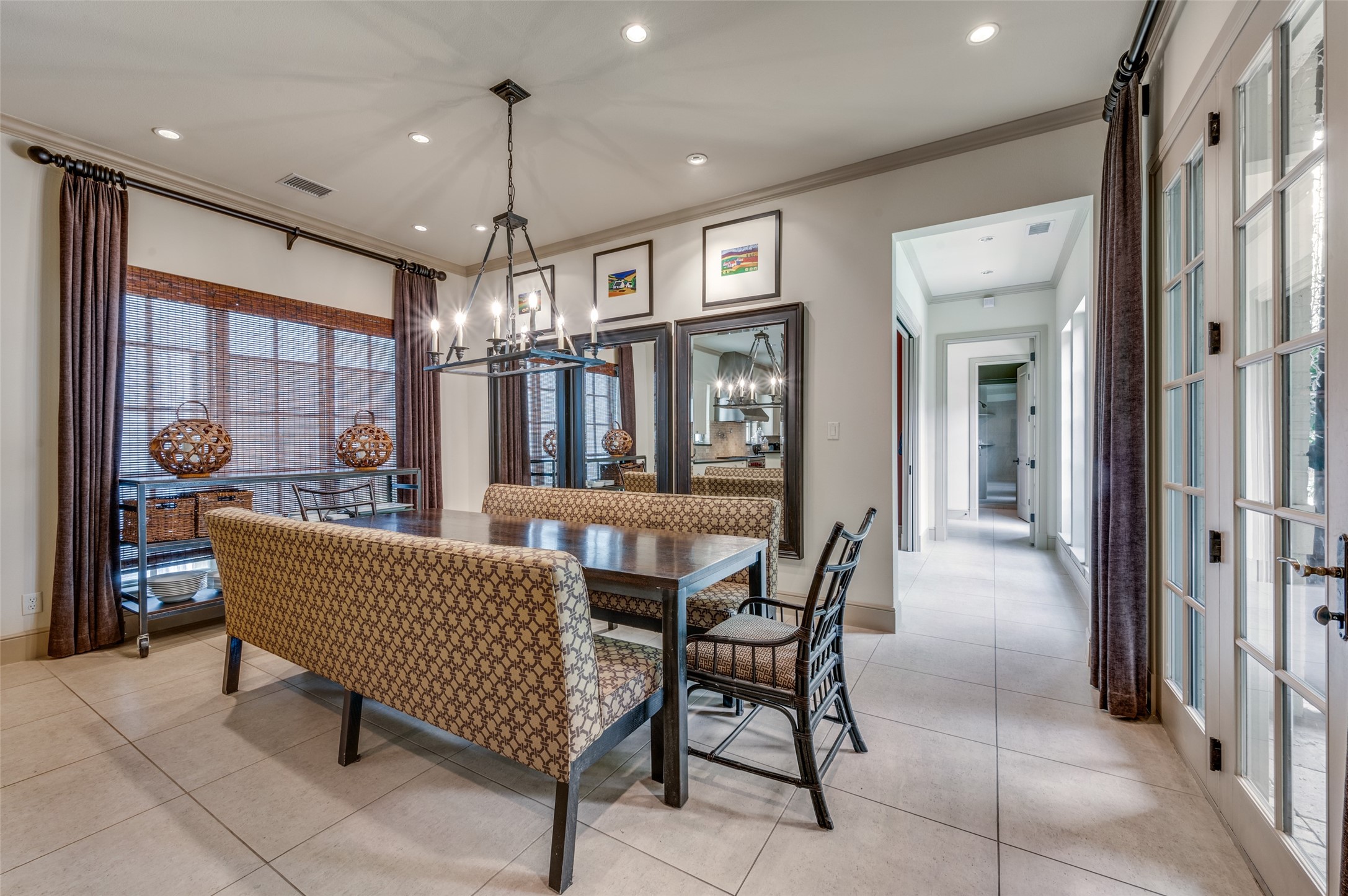 4927 Stanford Avenue