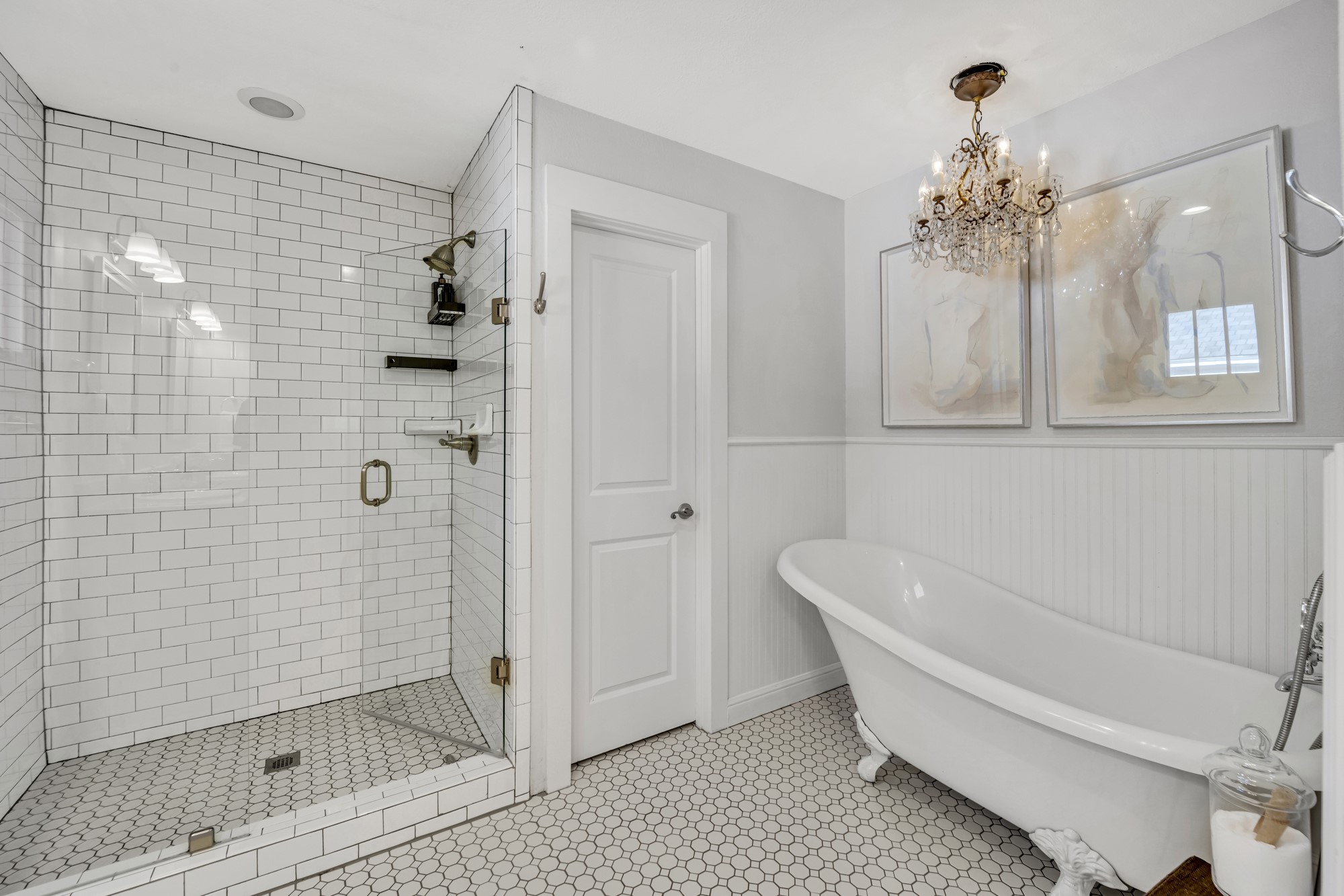 6034 Monticello Avenue