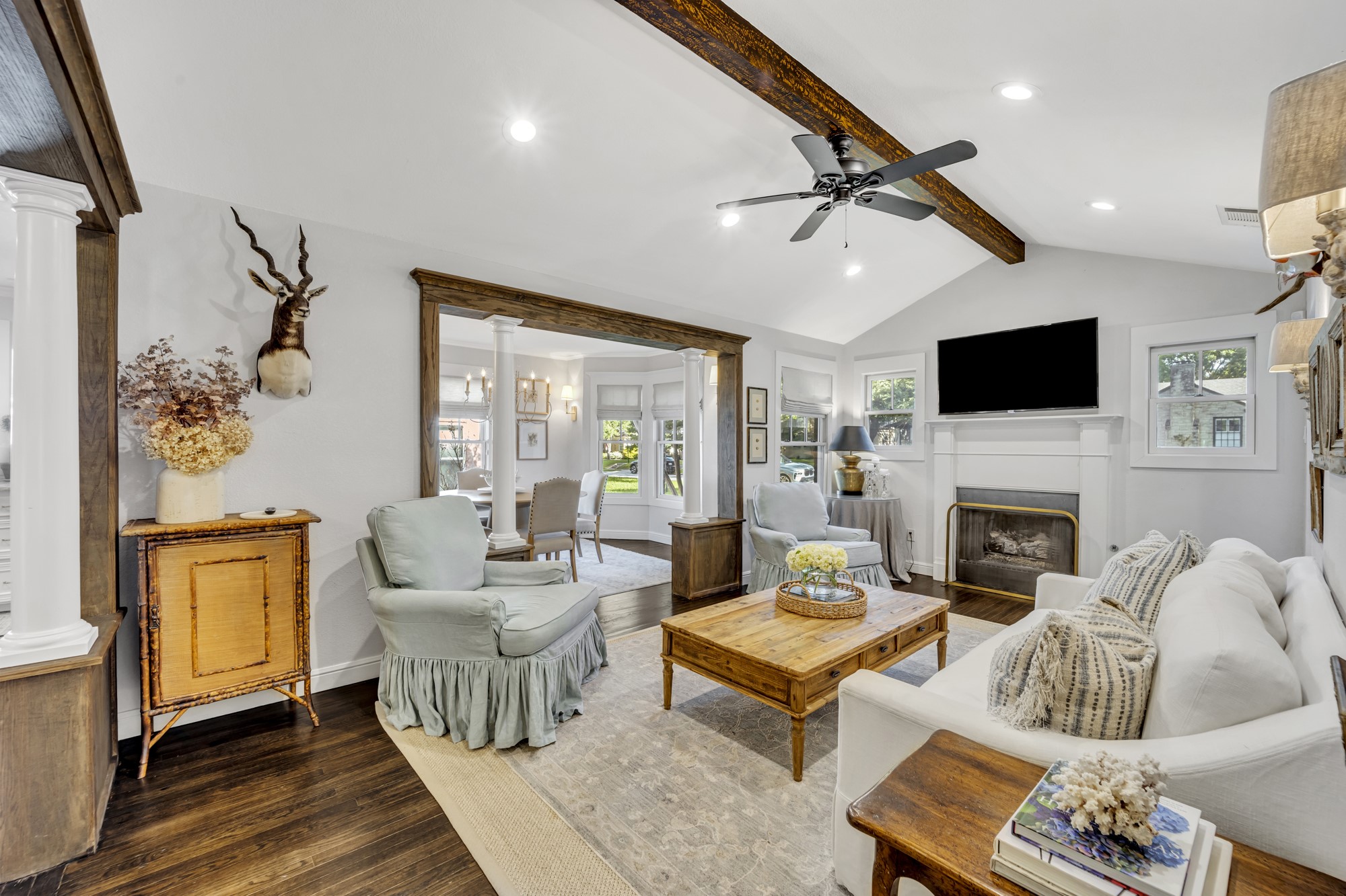 6034 Monticello Avenue