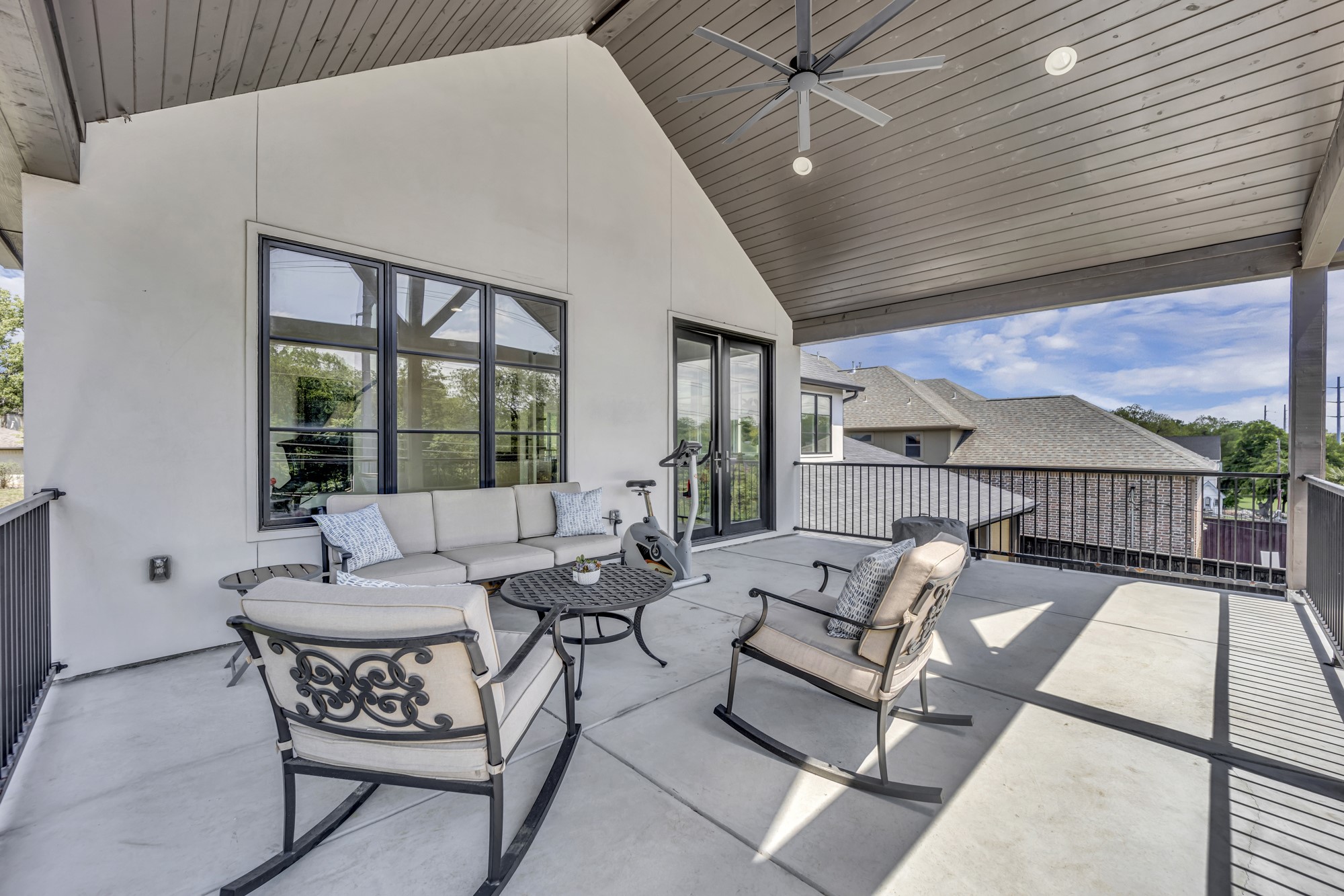 7141 Lyre Lane
