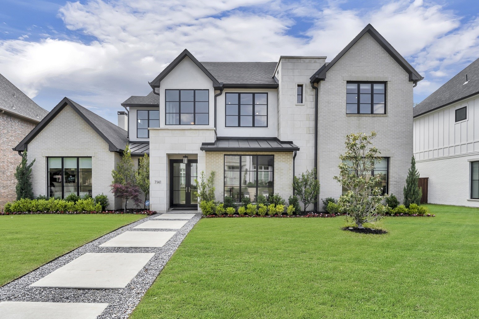 7141 Lyre Lane