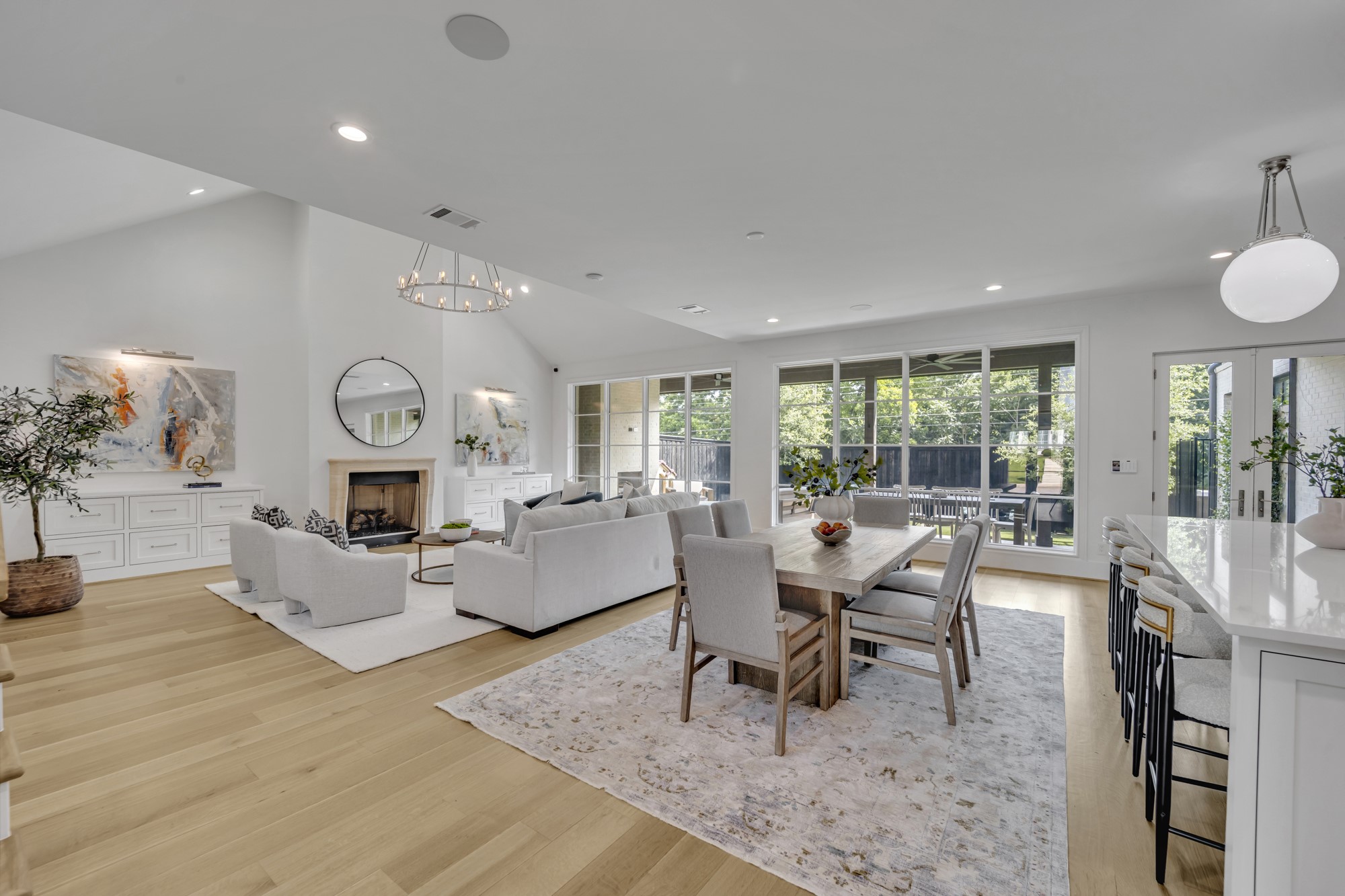 7141 Lyre Lane