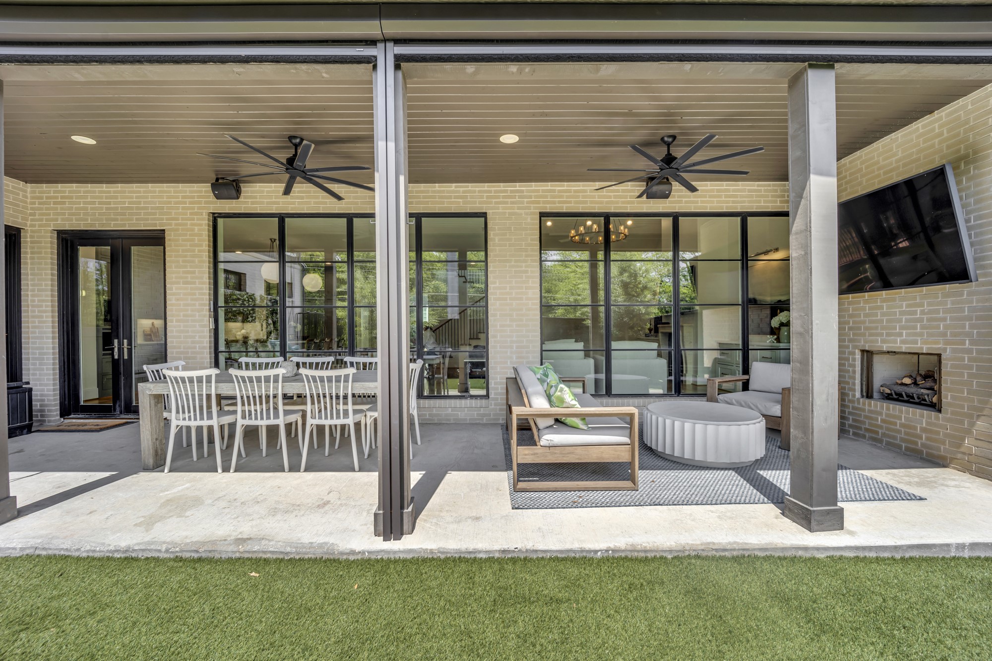 7141 Lyre Lane