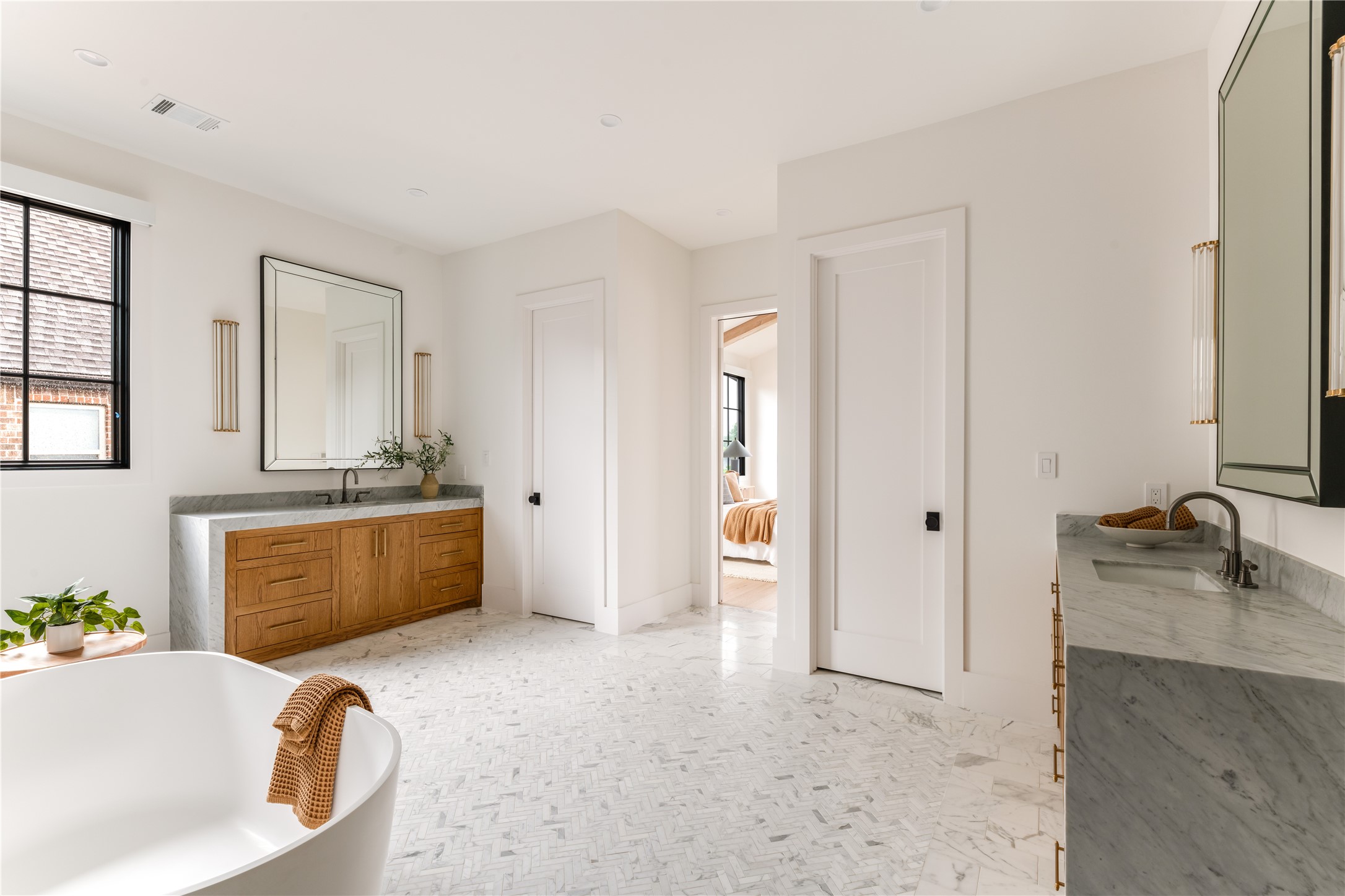 6814 Southridge Drive