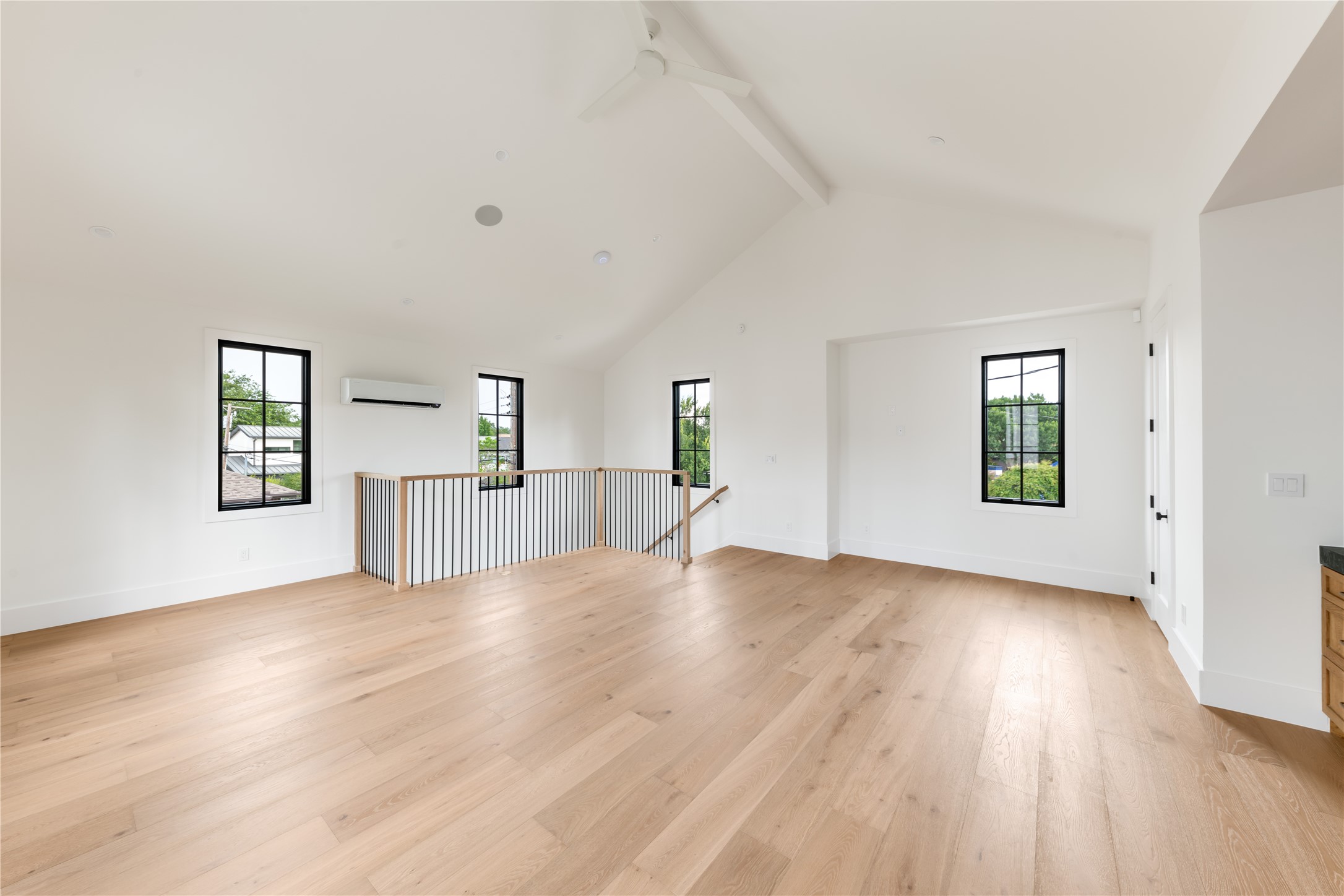 6814 Southridge Drive