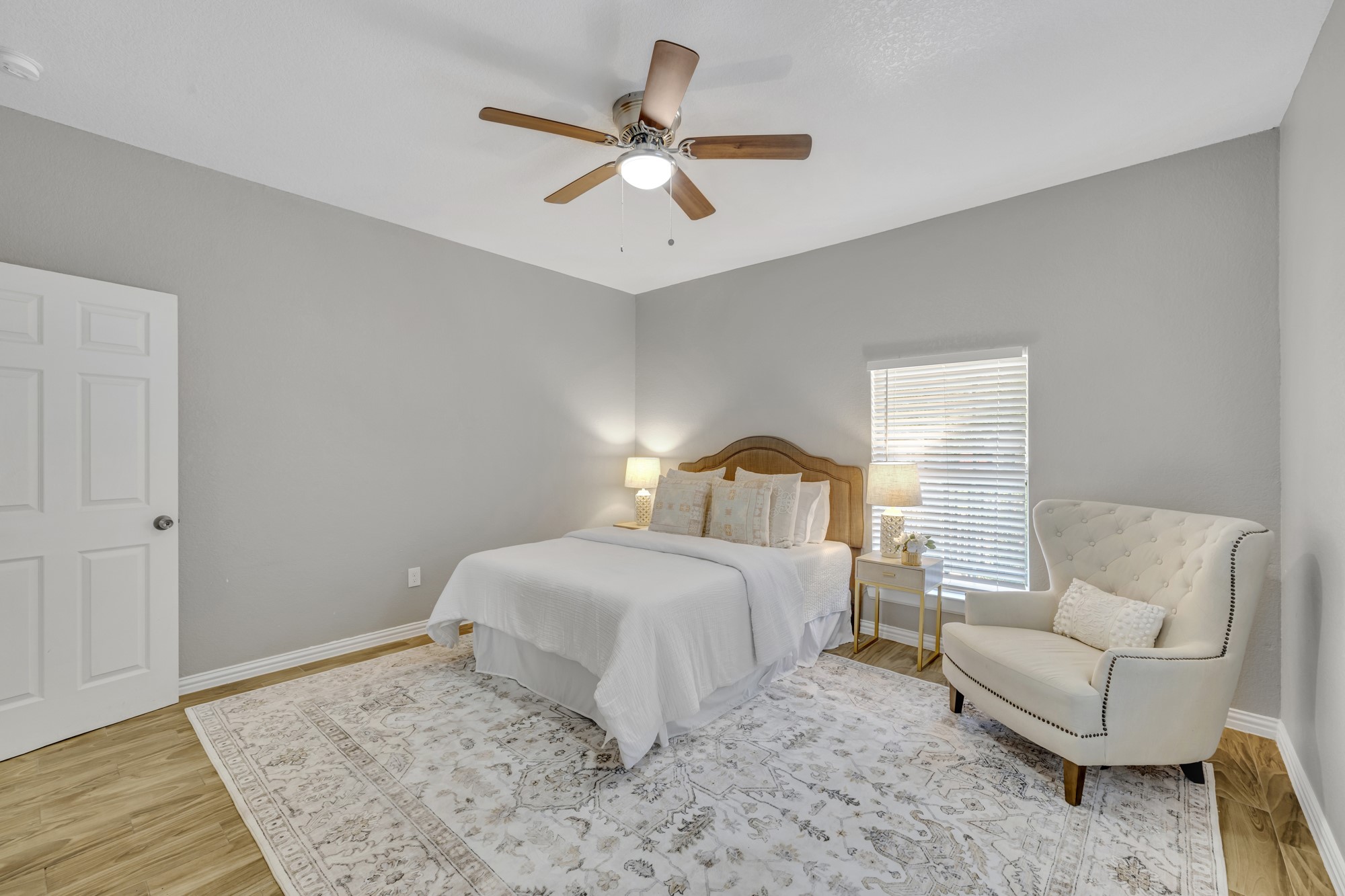 925 S Brighton Avenue