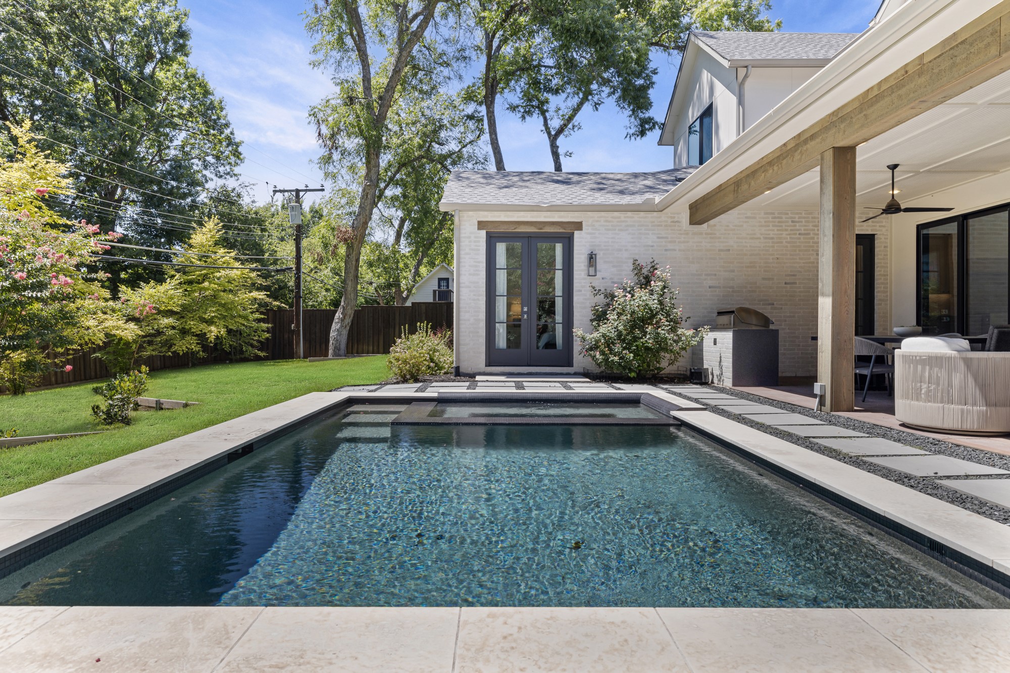 7019 Greentree Lane