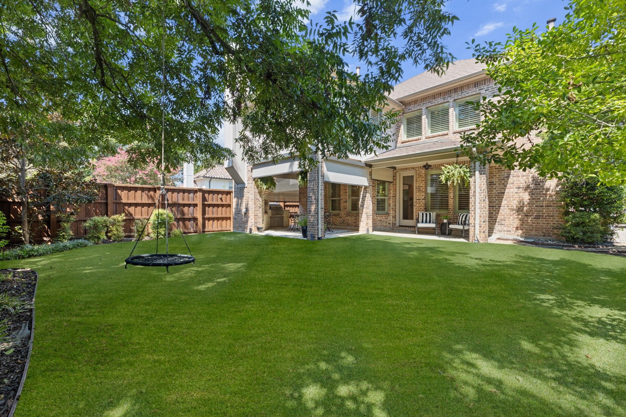 6218 Lakeshore Drive