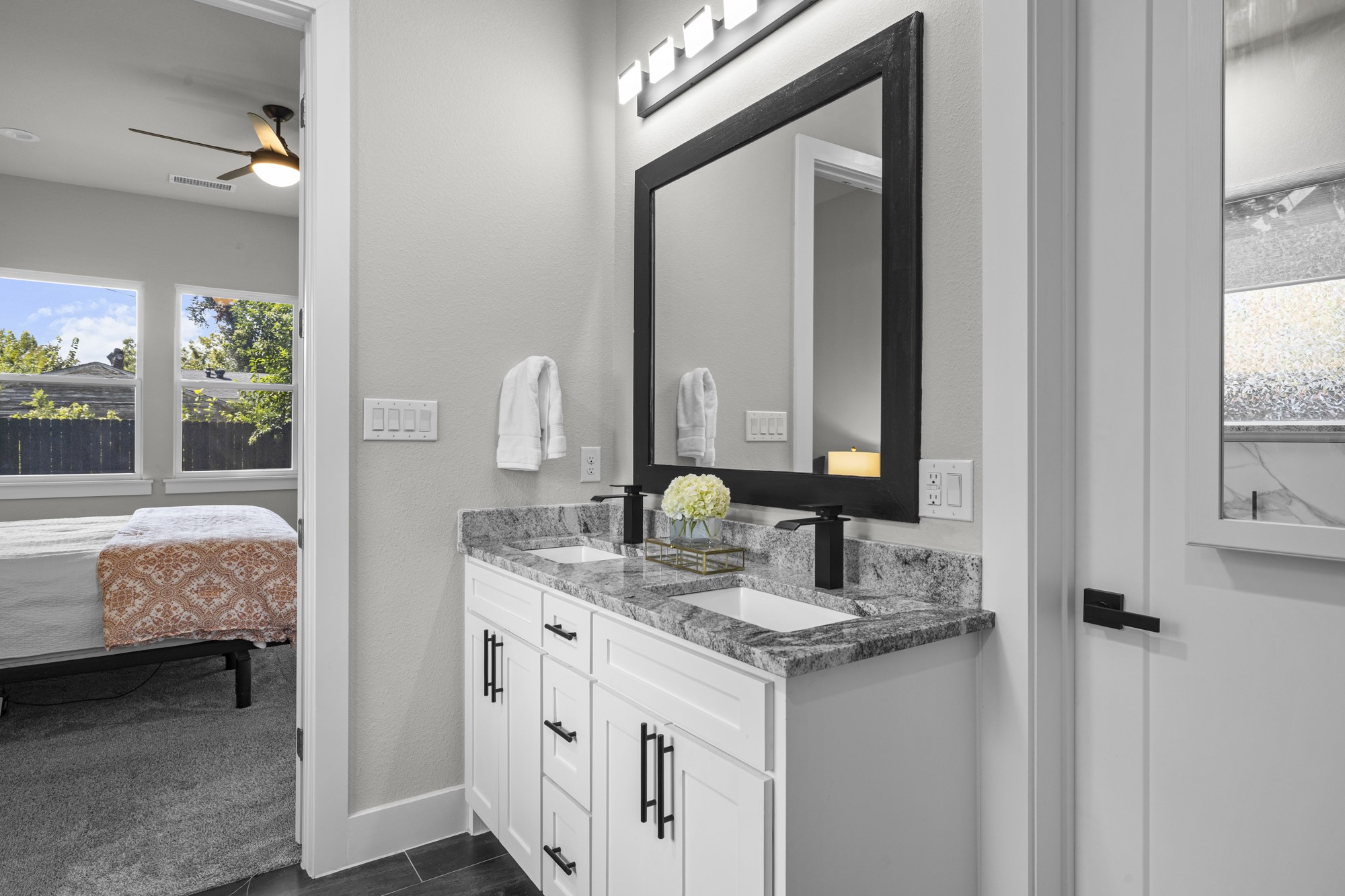 2318 Jonesboro Avenue