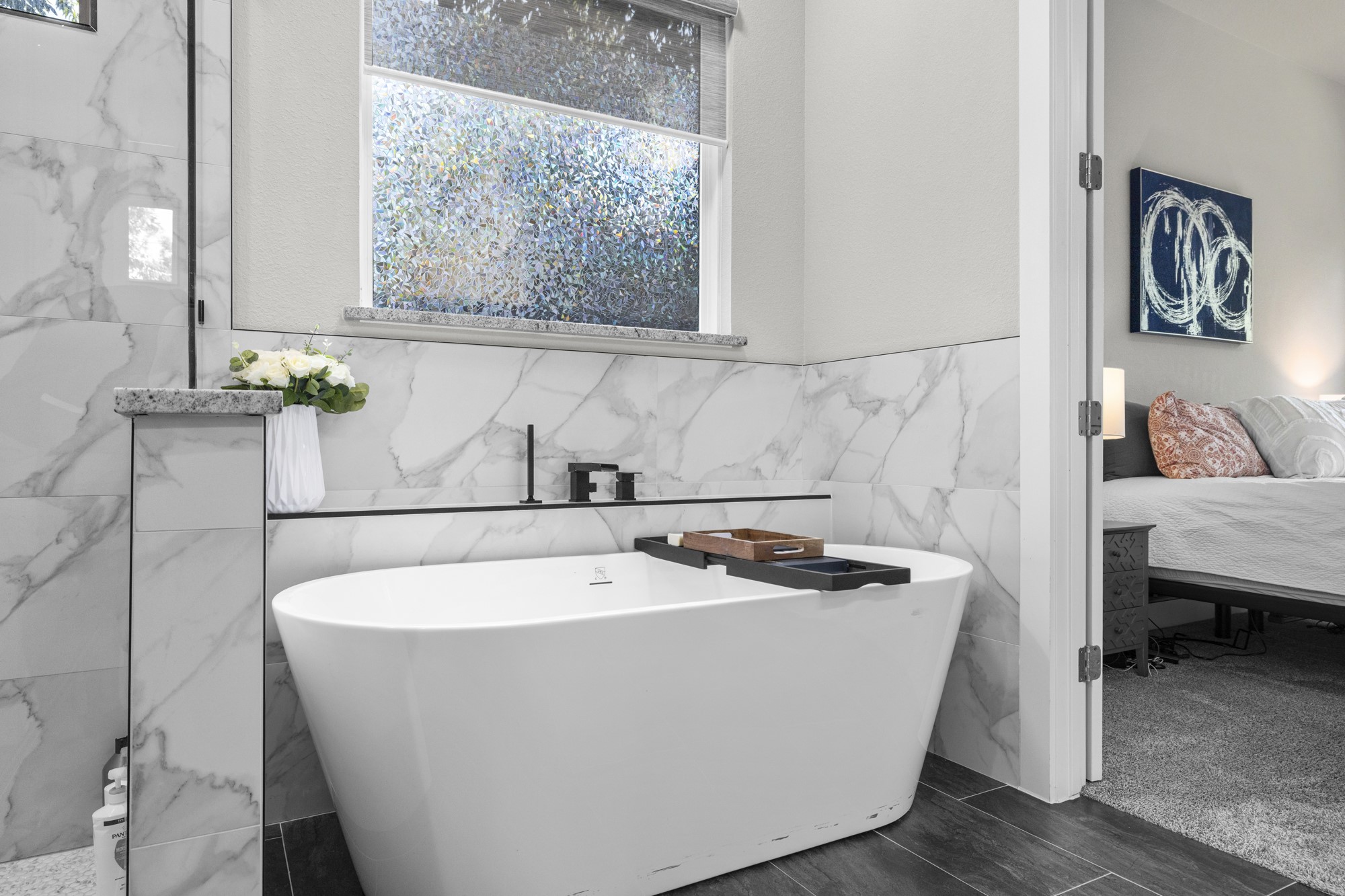 2318 Jonesboro Avenue