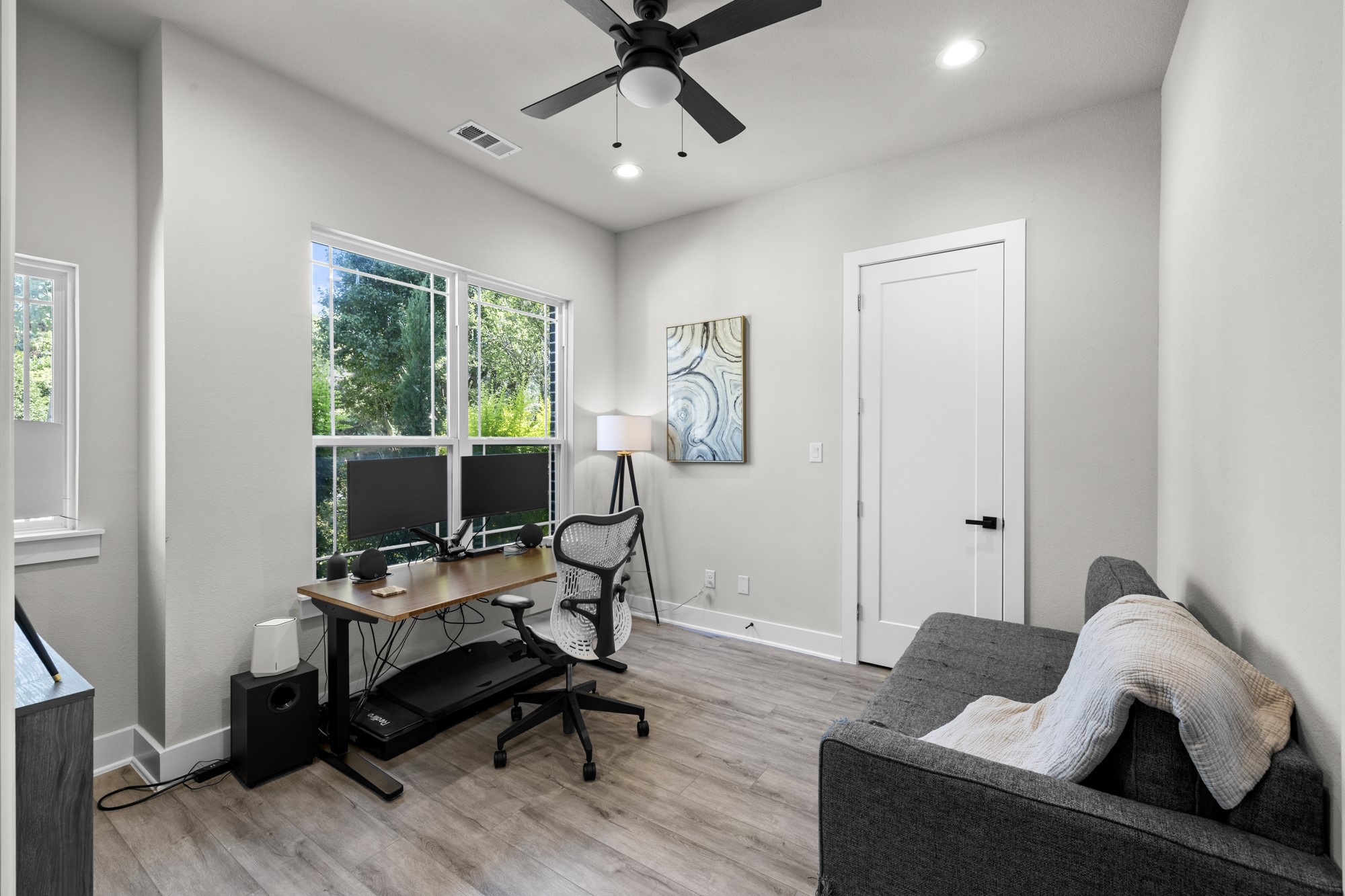 2318 Jonesboro Avenue