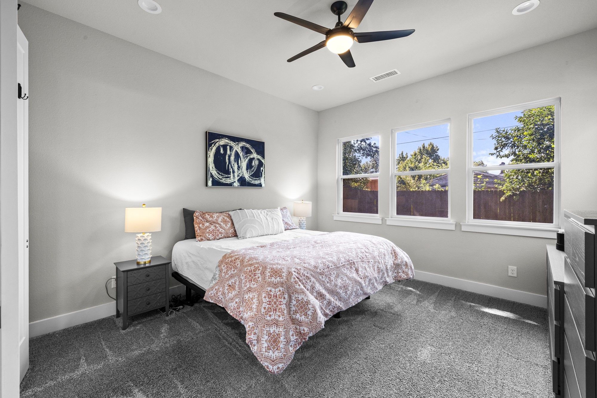 2318 Jonesboro Avenue