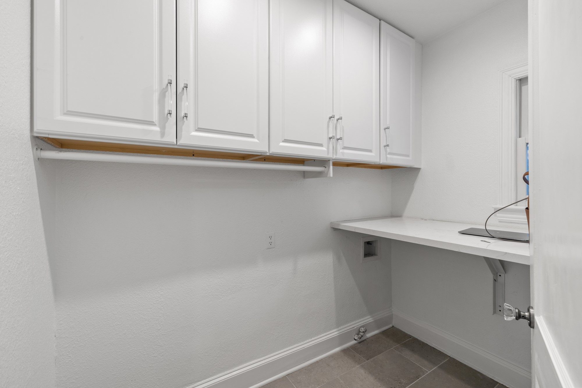 5242 Merrimac Avenue