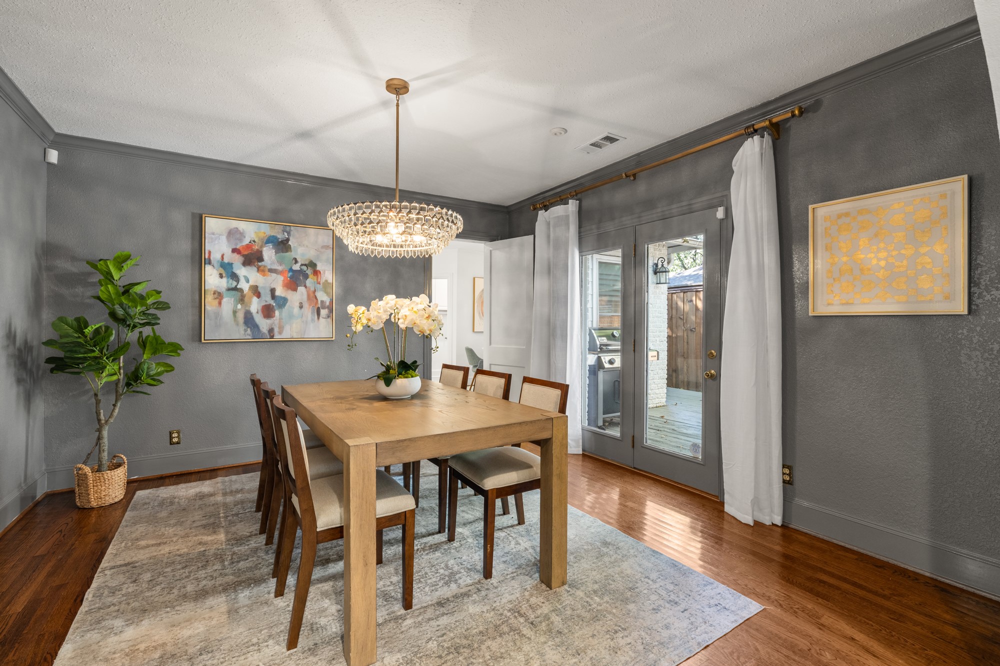 5242 Merrimac Avenue