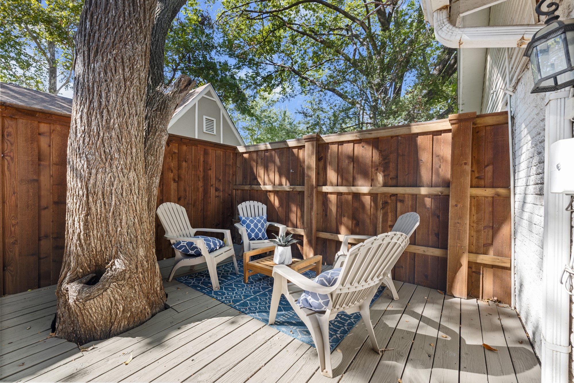 5242 Merrimac Avenue