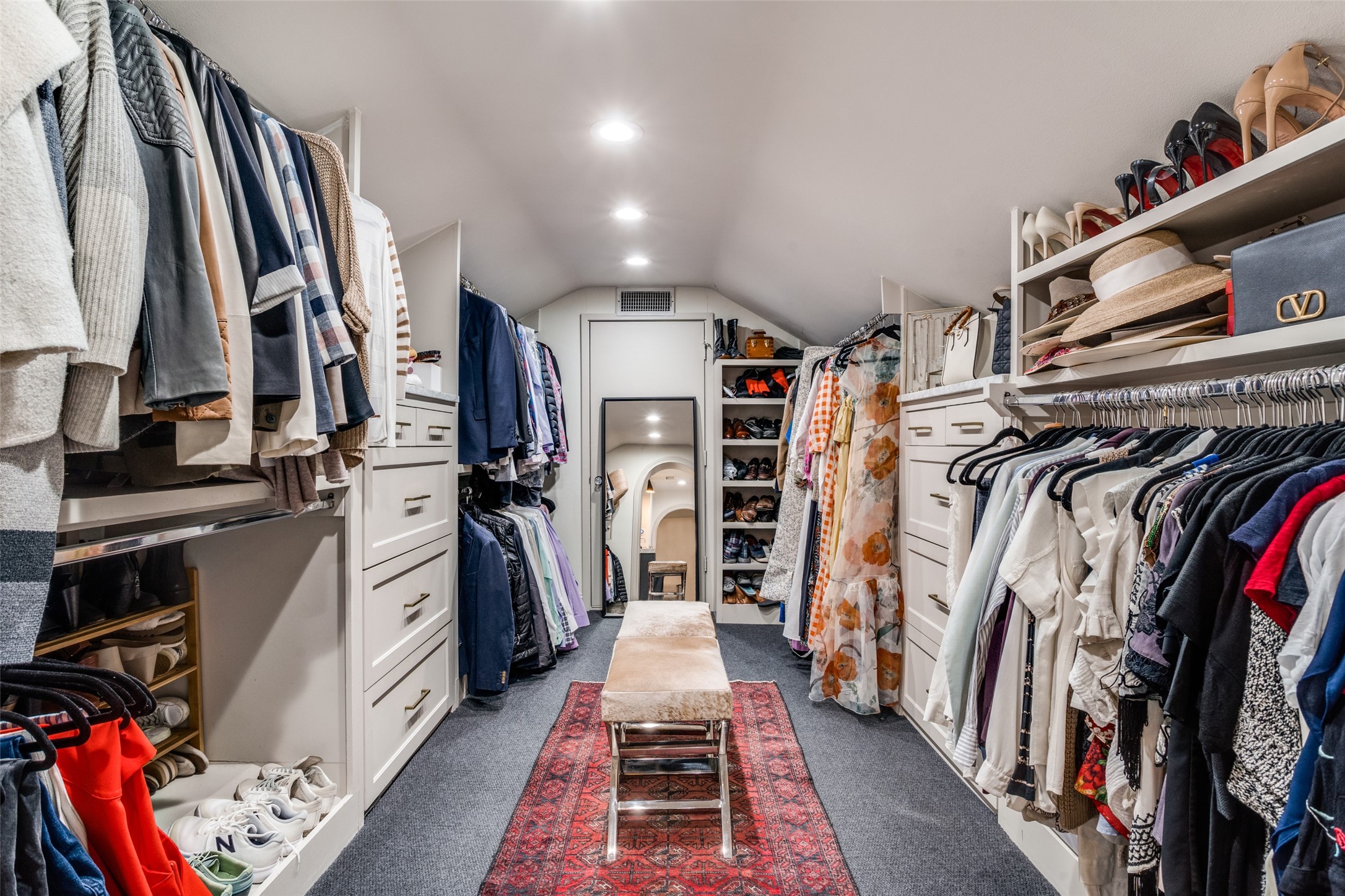 5422 Merrimac Avenue