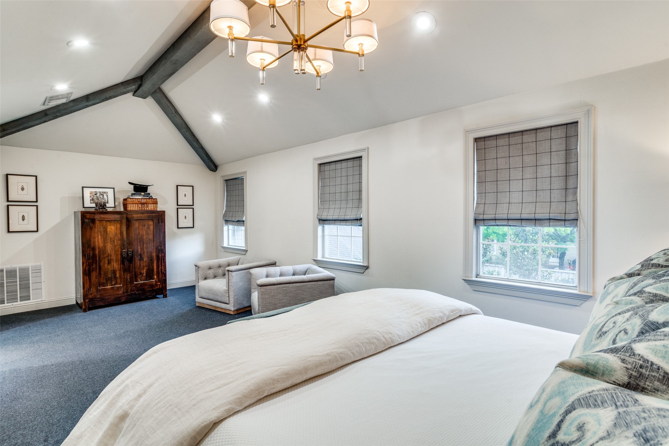 5422 Merrimac Avenue