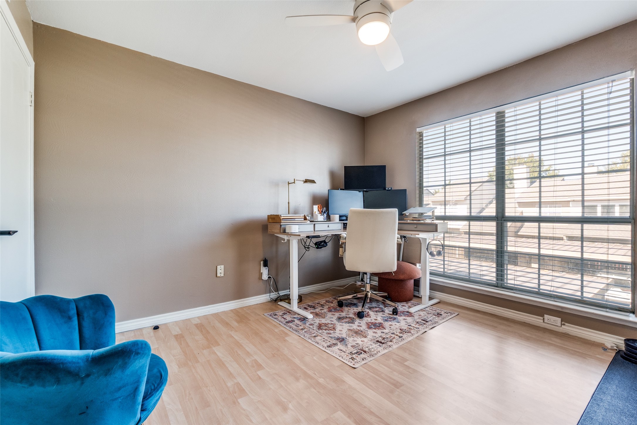 13109 Burninglog Lane