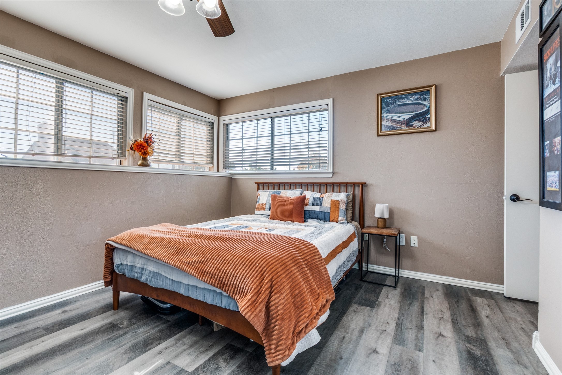 13109 Burninglog Lane