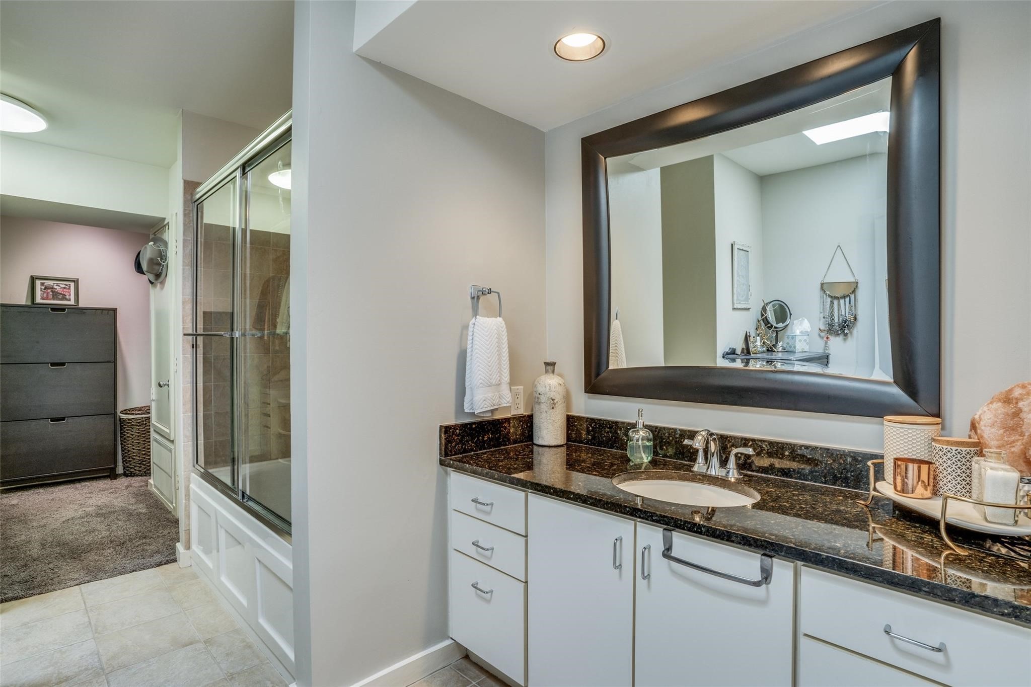 4241 Buena Vista Street 4