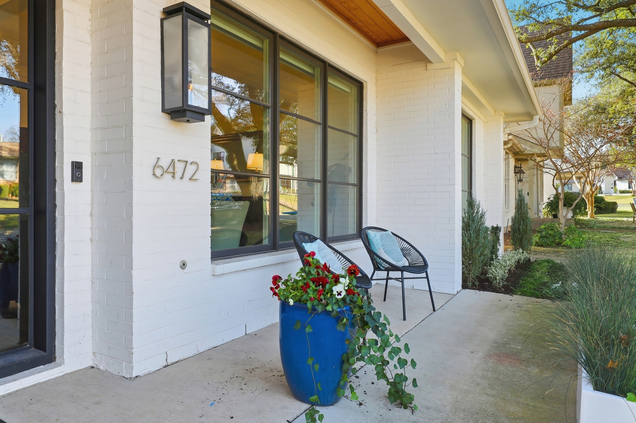 6472 Vanderbilt Avenue