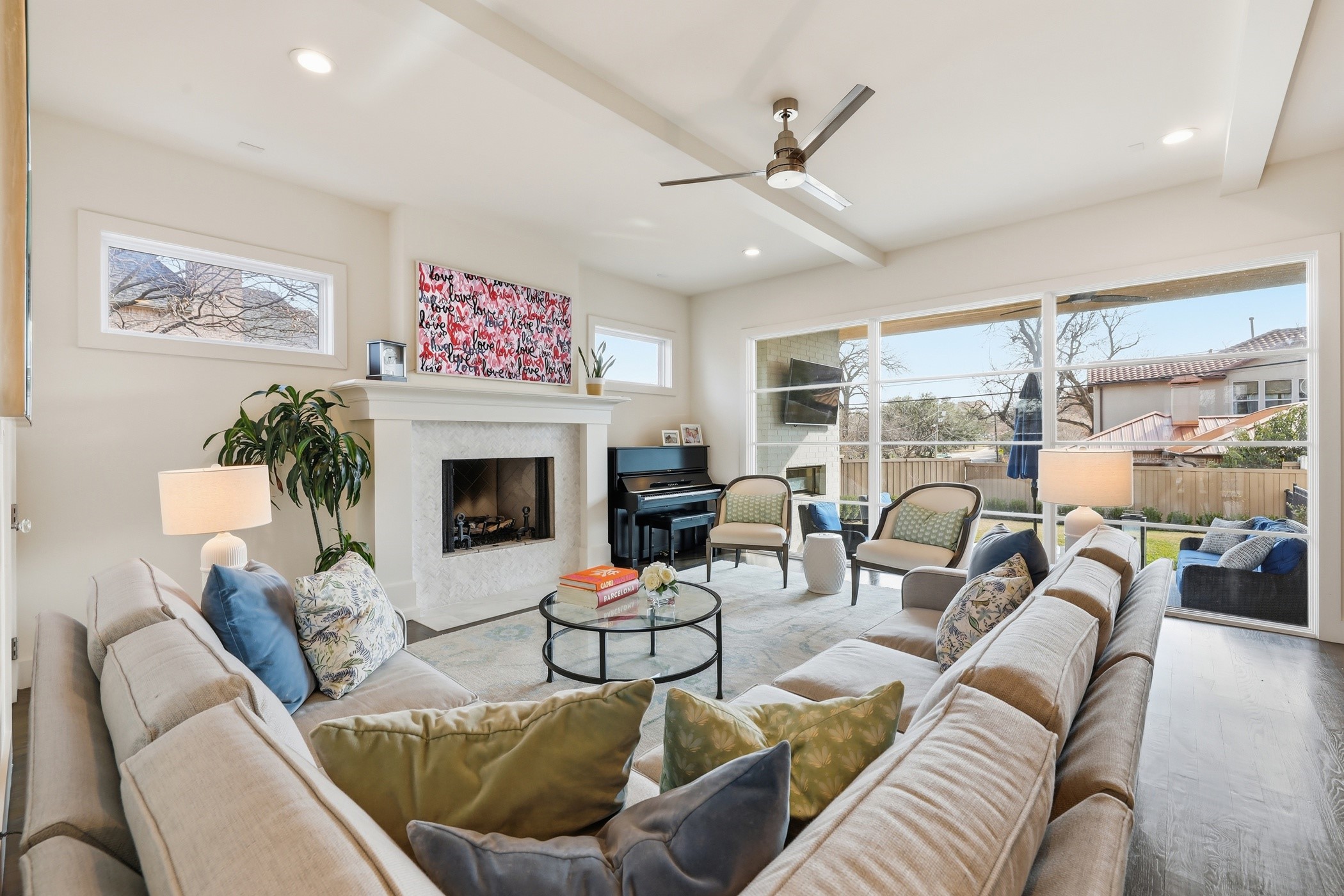 6472 Vanderbilt Avenue