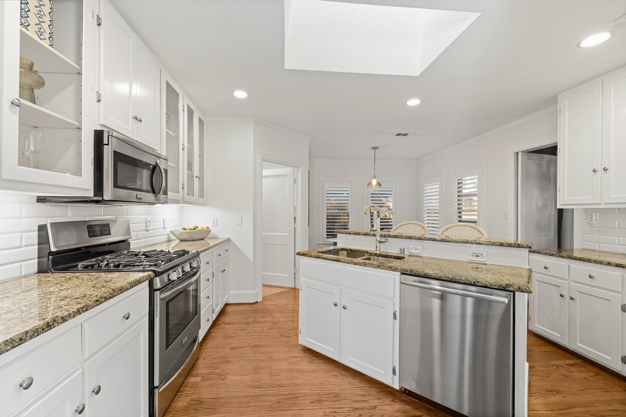 5242 Merrimac Avenue