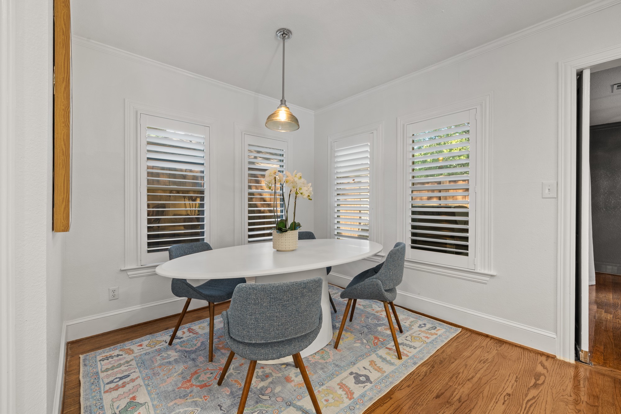 5242 Merrimac Avenue