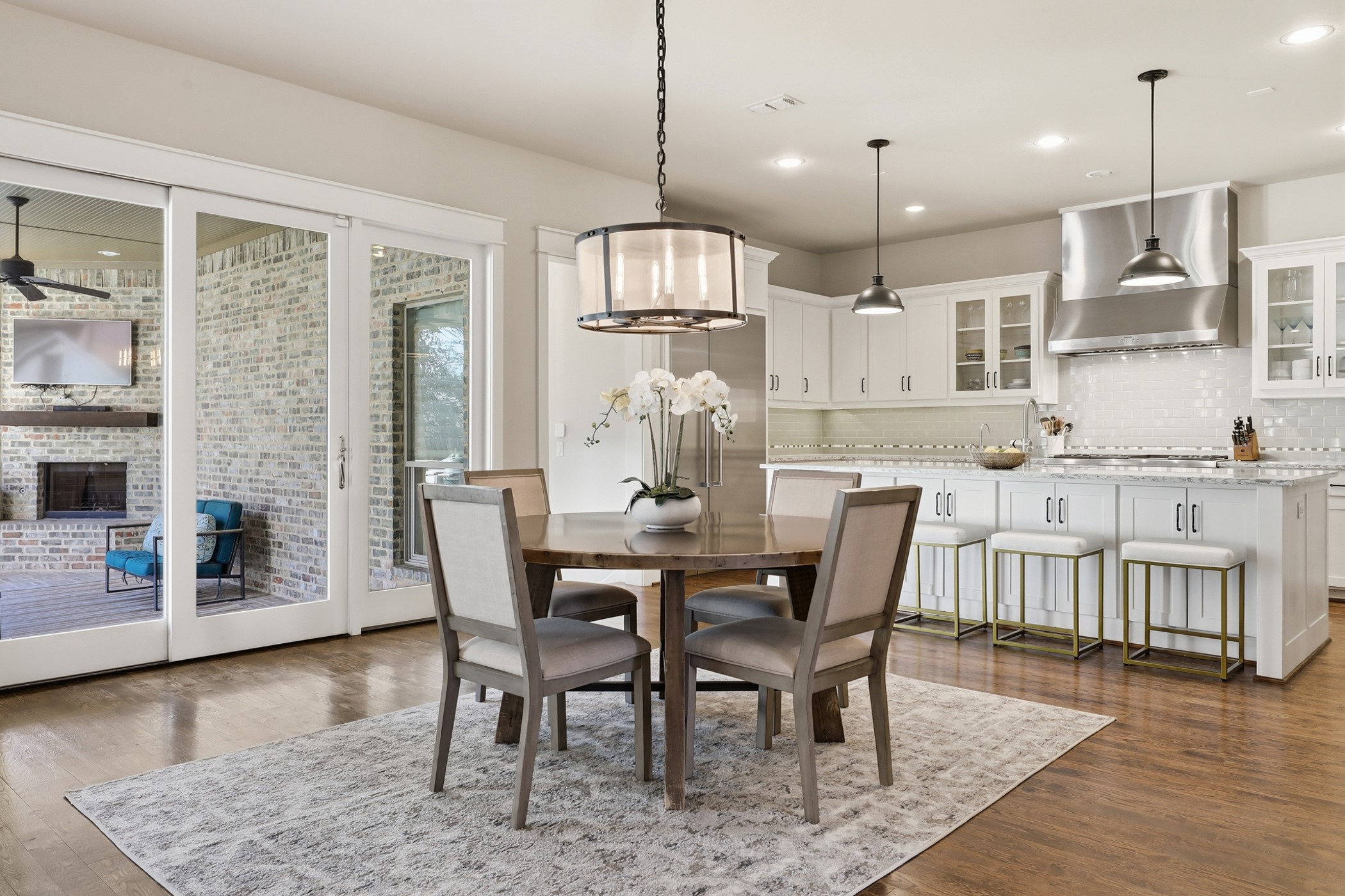 6840 Casa Loma Avenue