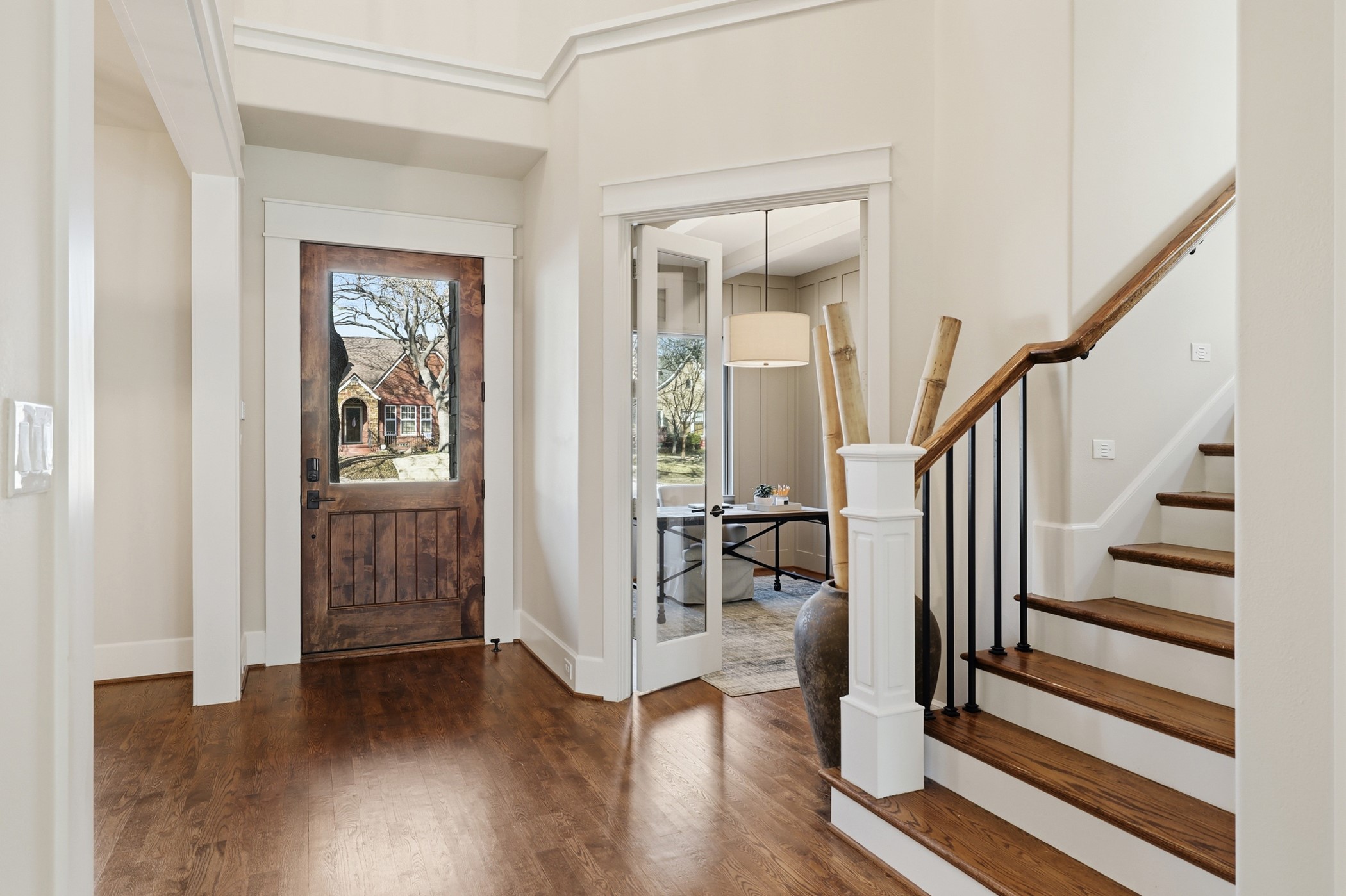 6840 Casa Loma Avenue