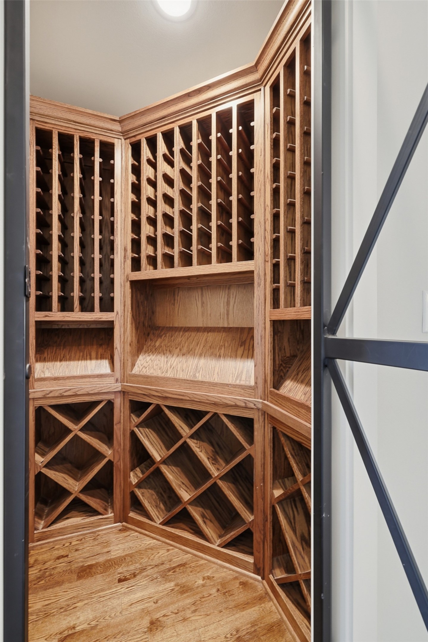 6840 Casa Loma Avenue