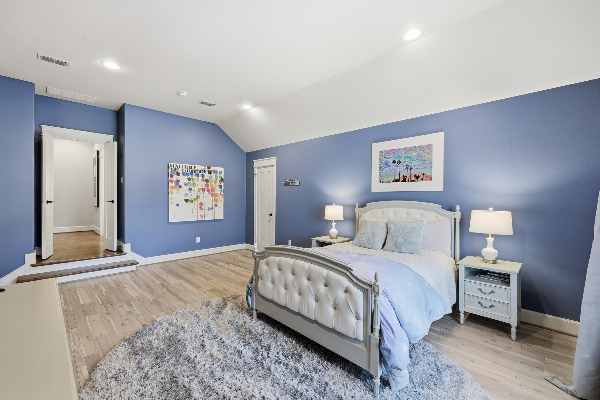 6840 Casa Loma Avenue