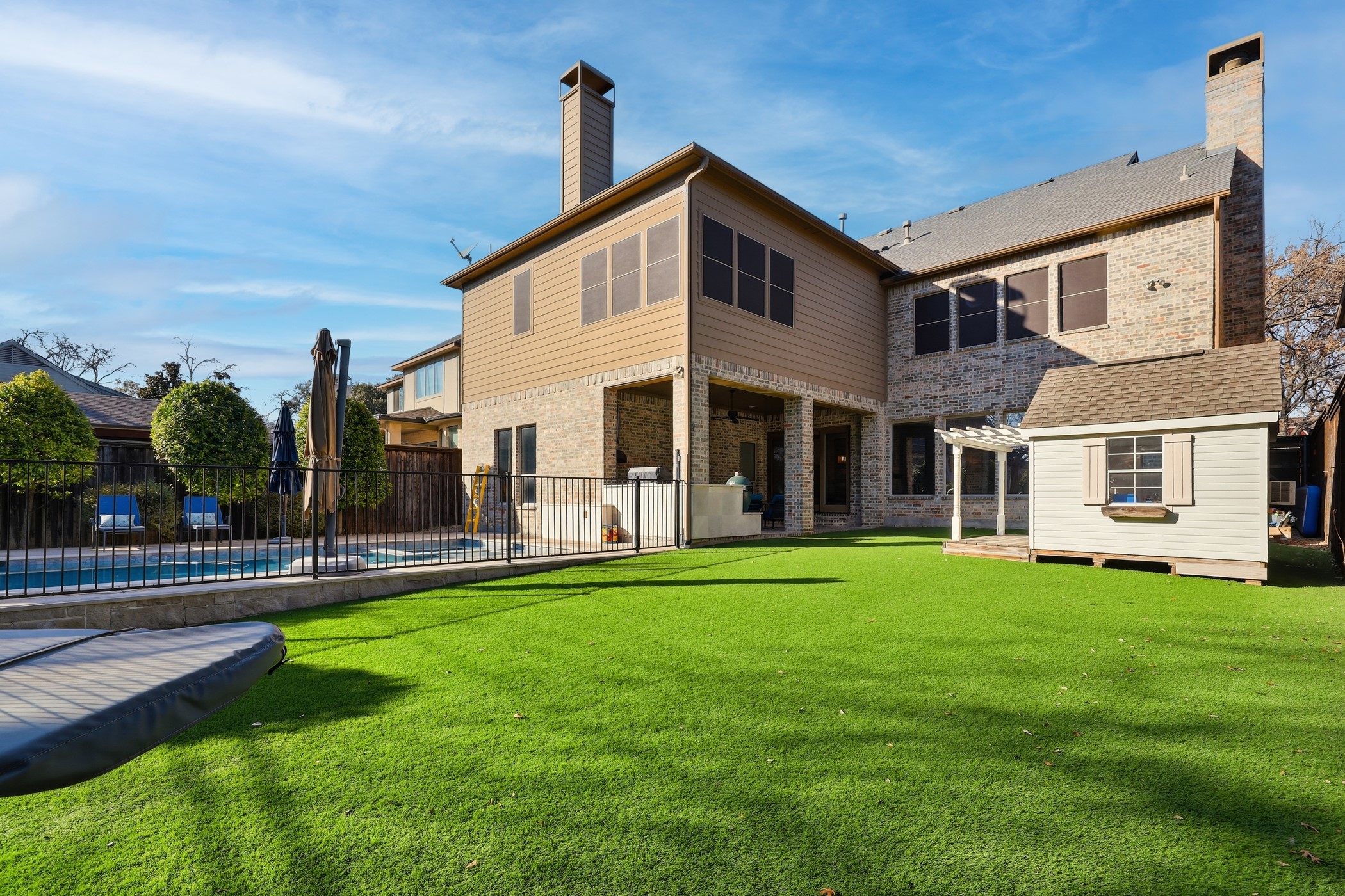 6840 Casa Loma Avenue