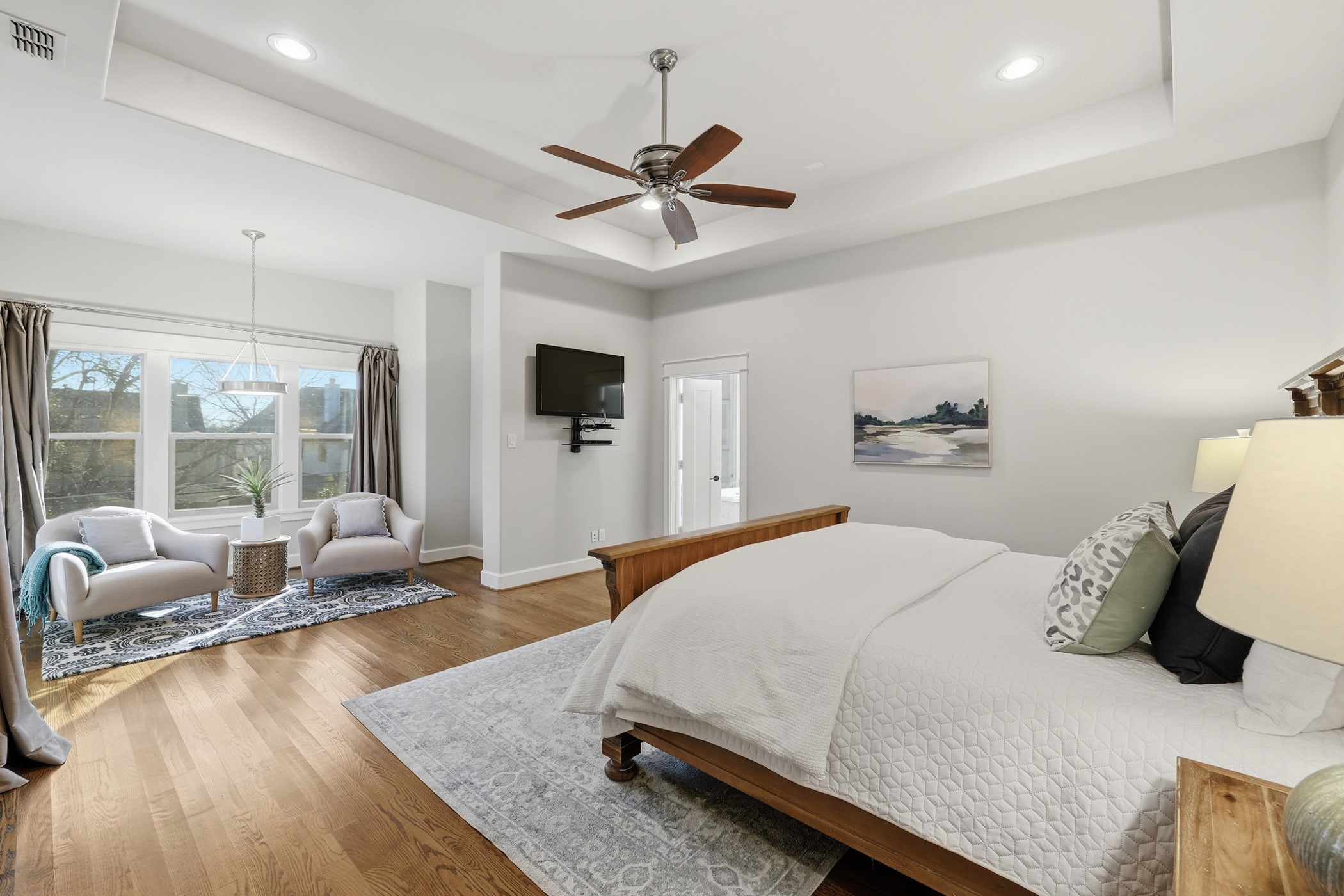 6840 Casa Loma Avenue