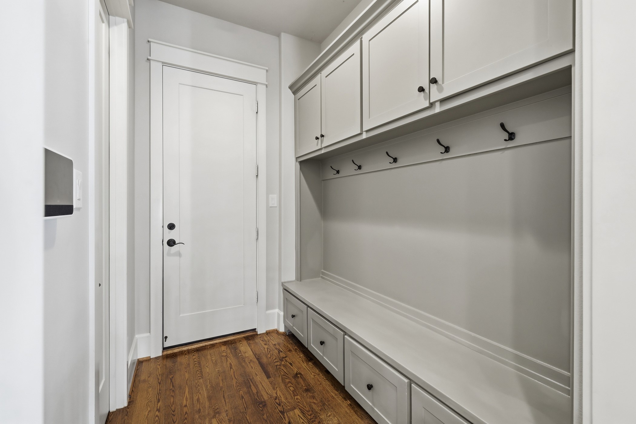 6840 Casa Loma Avenue