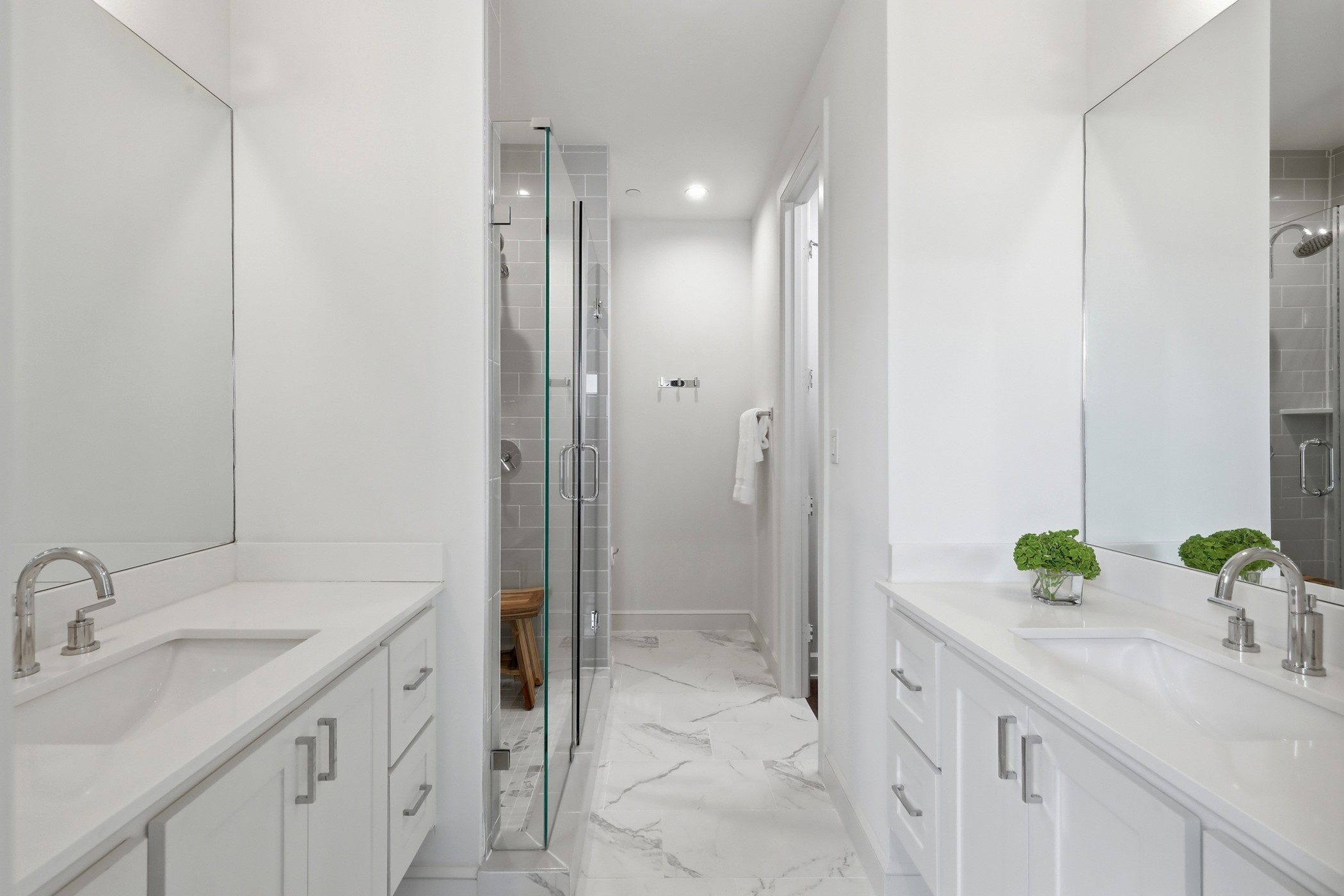 5122 Capitol Avenue 101