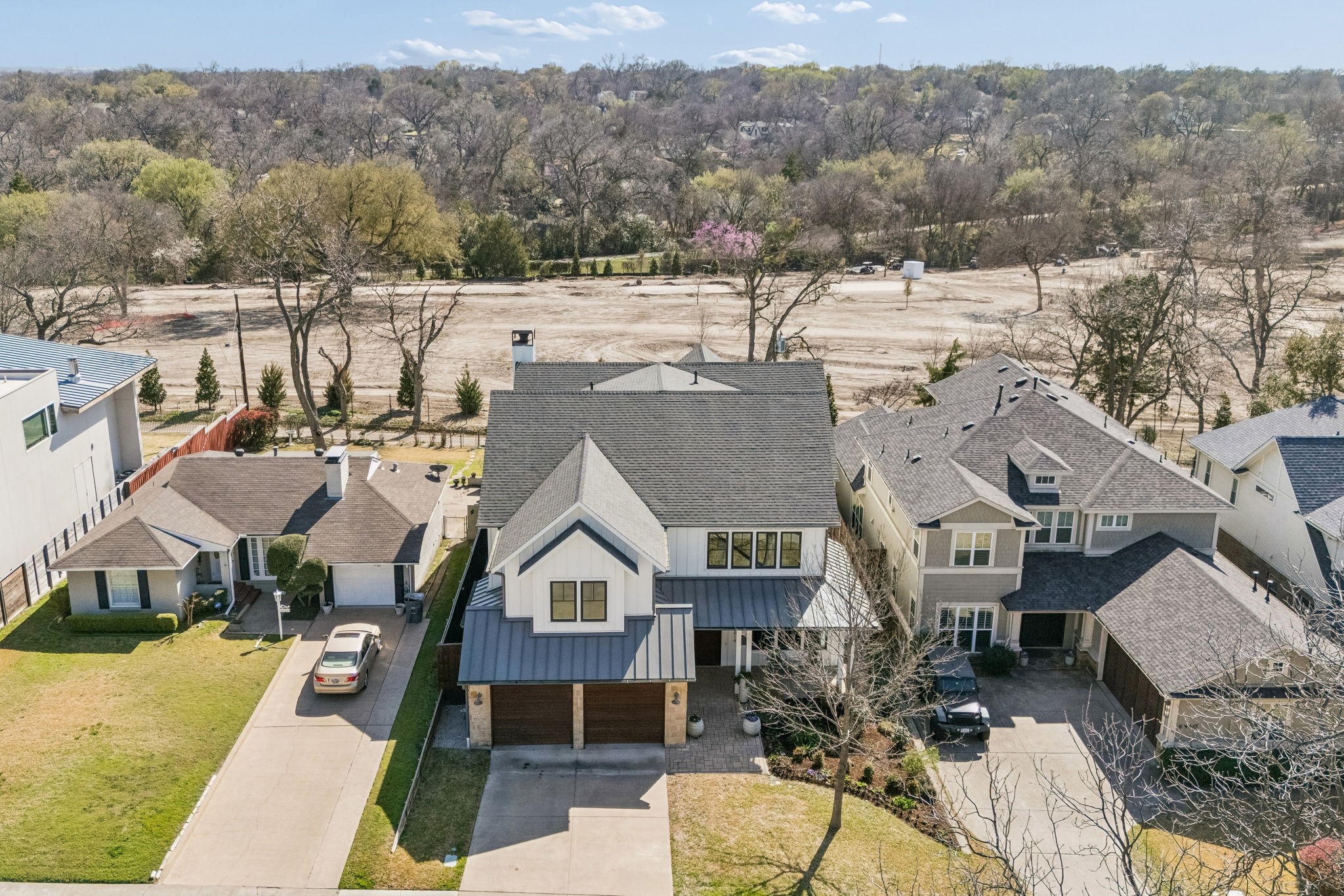6914 La Vista Drive