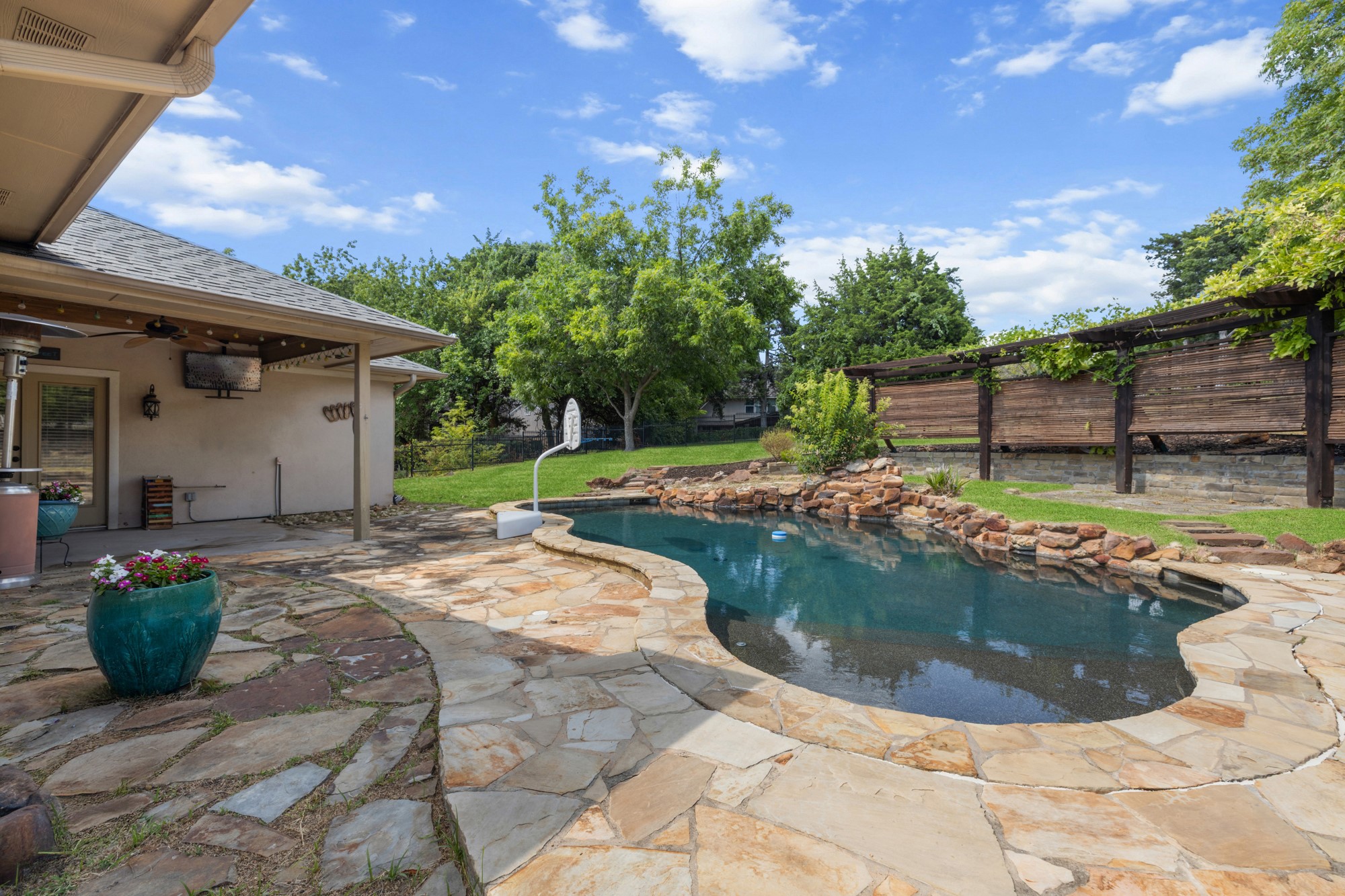 202 Harbor Landing Drive