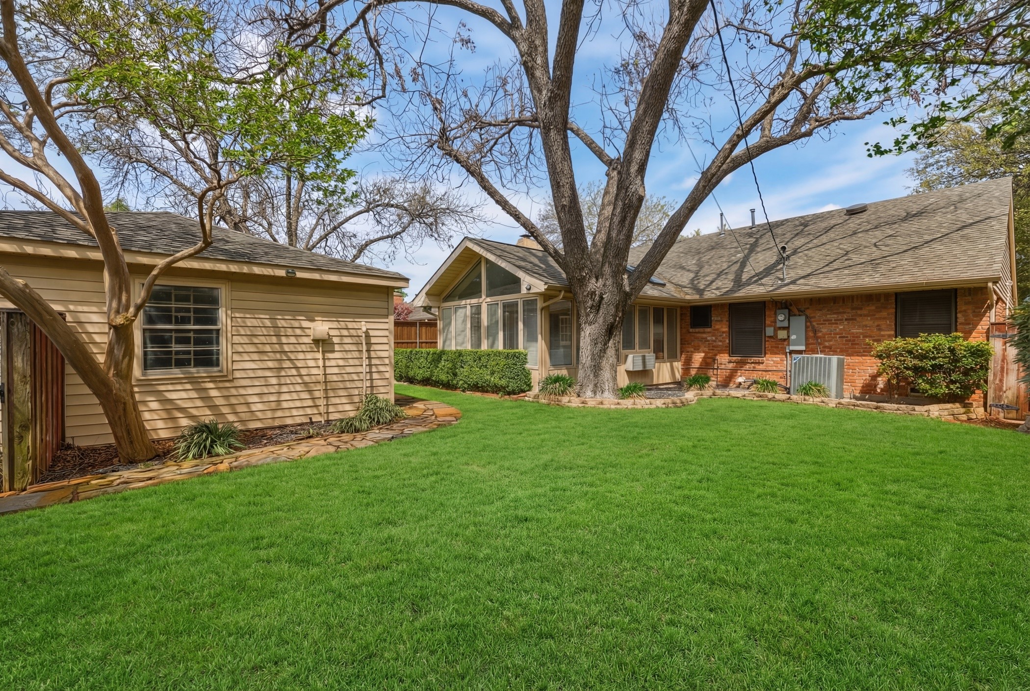 6338 Town Hill Lane