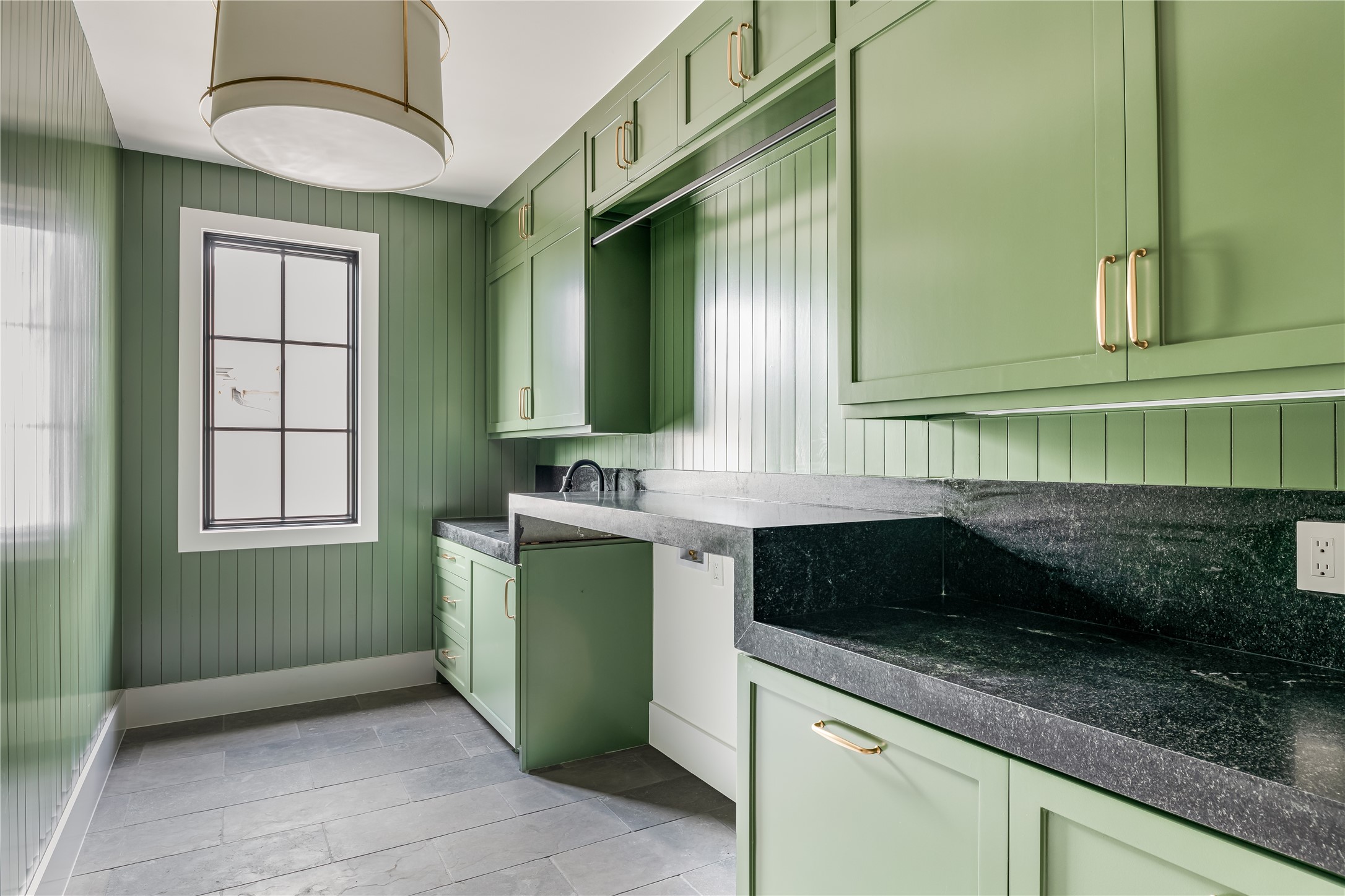 6834 Northridge Drive