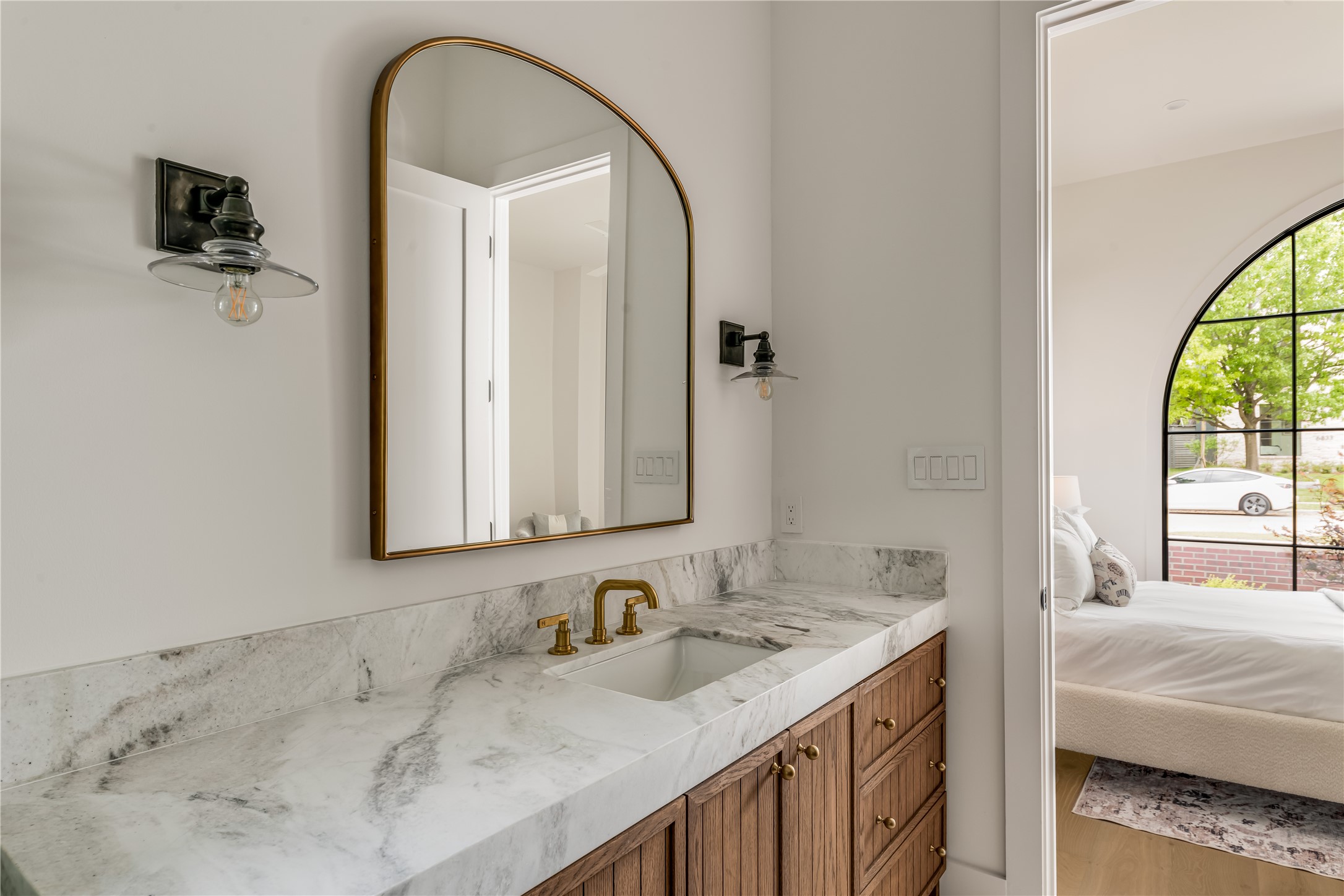 6834 Northridge Drive